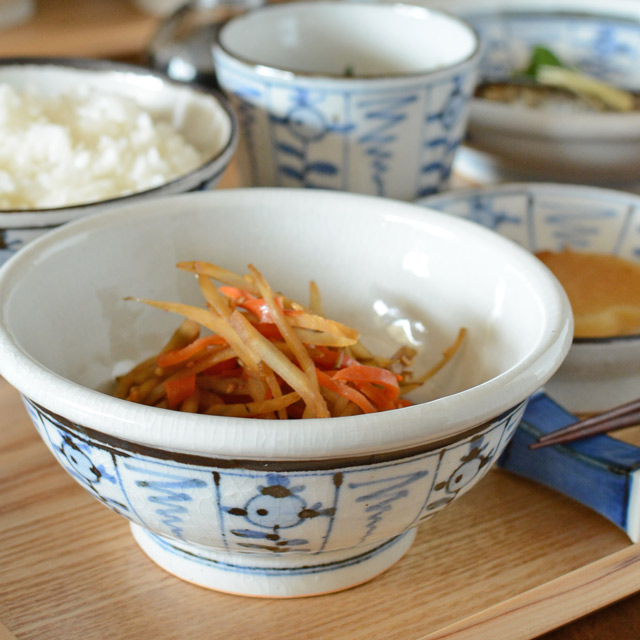 和食器・砥部焼　なずな文の古砥部玉ぶち鉢(4寸)