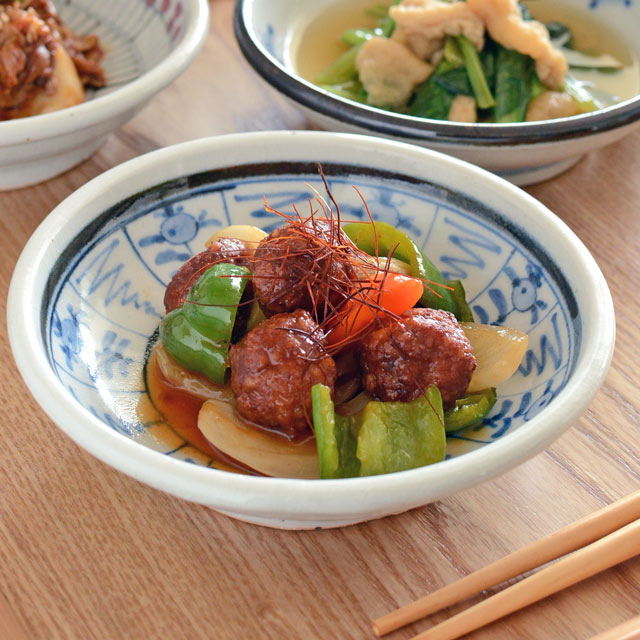 和食器・砥部焼　なずな文の古砥部深皿(5寸)