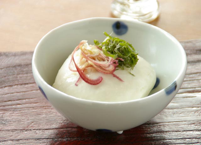 【砥部焼 梅乃瀬窯】水玉のコロコロ鉢(大)