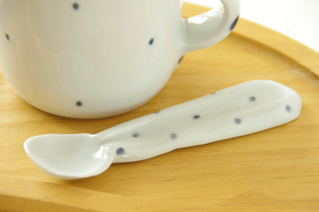 【砥部焼 梅乃瀬窯】プチプチ柄のスプーン★