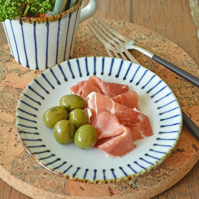 和食器・砥部焼　雲石窯の丸皿