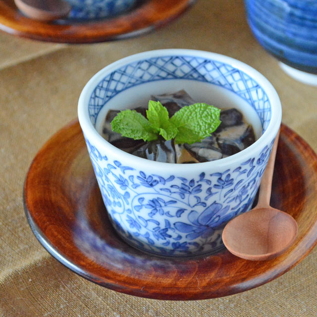 和食器・砥部焼　菊唐草のそば猪口