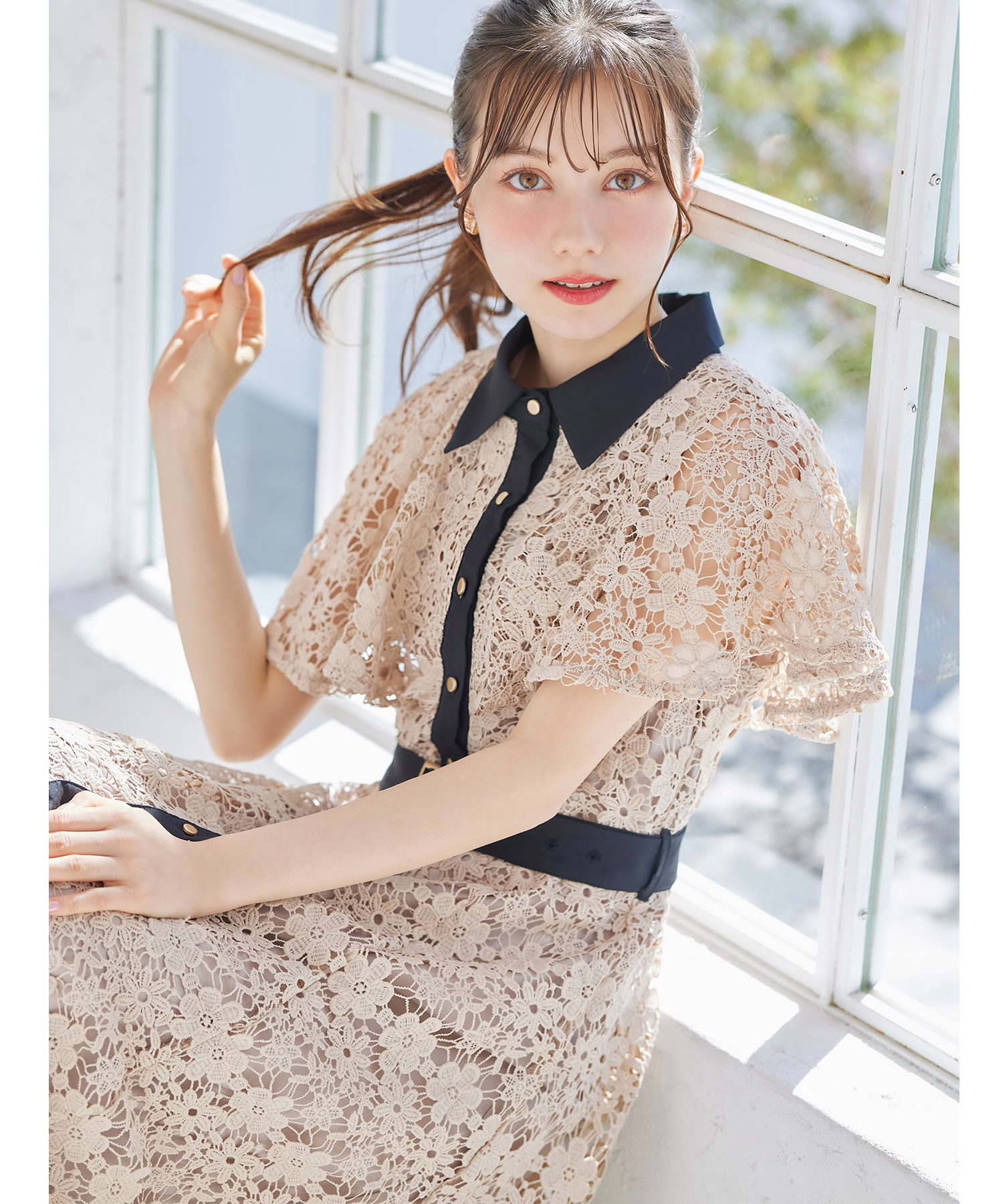 ベルト付き配色ケープライクフラワーレースシャツワンピース 8月12日(月)再販決定☆【lorinda ロリンダ】 tocco closet(トッコクローゼット)※ラベンダーはオフィシャルサイト＆新宿ルミネエスト店限定 ※オフホワイトの入荷はありません