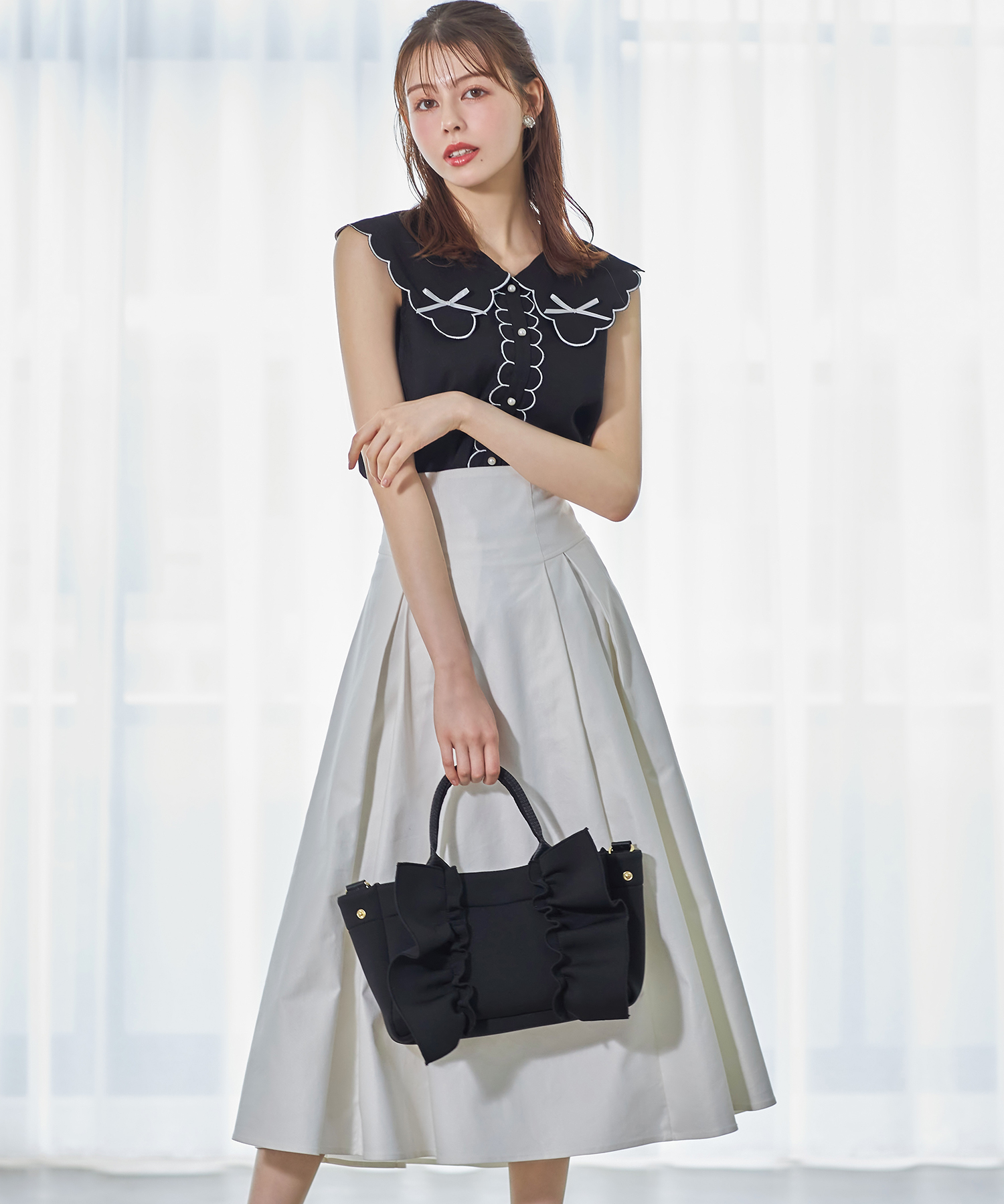 バックレースアップデニムライクタックフレアスカート 5月20日(月)再販決定☆【vanolia ヴァロニア】 tocco closet(トッコクローゼット) ※少量の在庫確保による再販売の為、交換は出来かねる場合がございます。予めご了承ください。