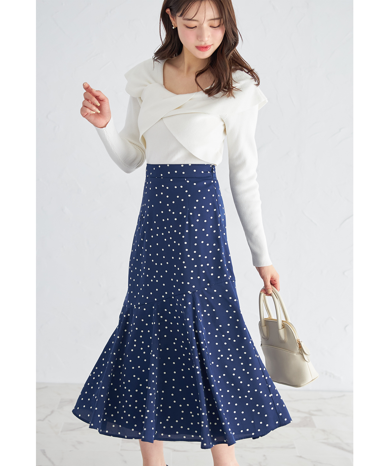 ドットマーメイドフレアスカート【meather ミザー】 tocco closet(トッコクローゼット)　＊スペシャルプライス品につき返品/キャンセル/配送日指定不可/ラッピング不可/少量在庫のセールの為交換は出来かねる場合がございます。