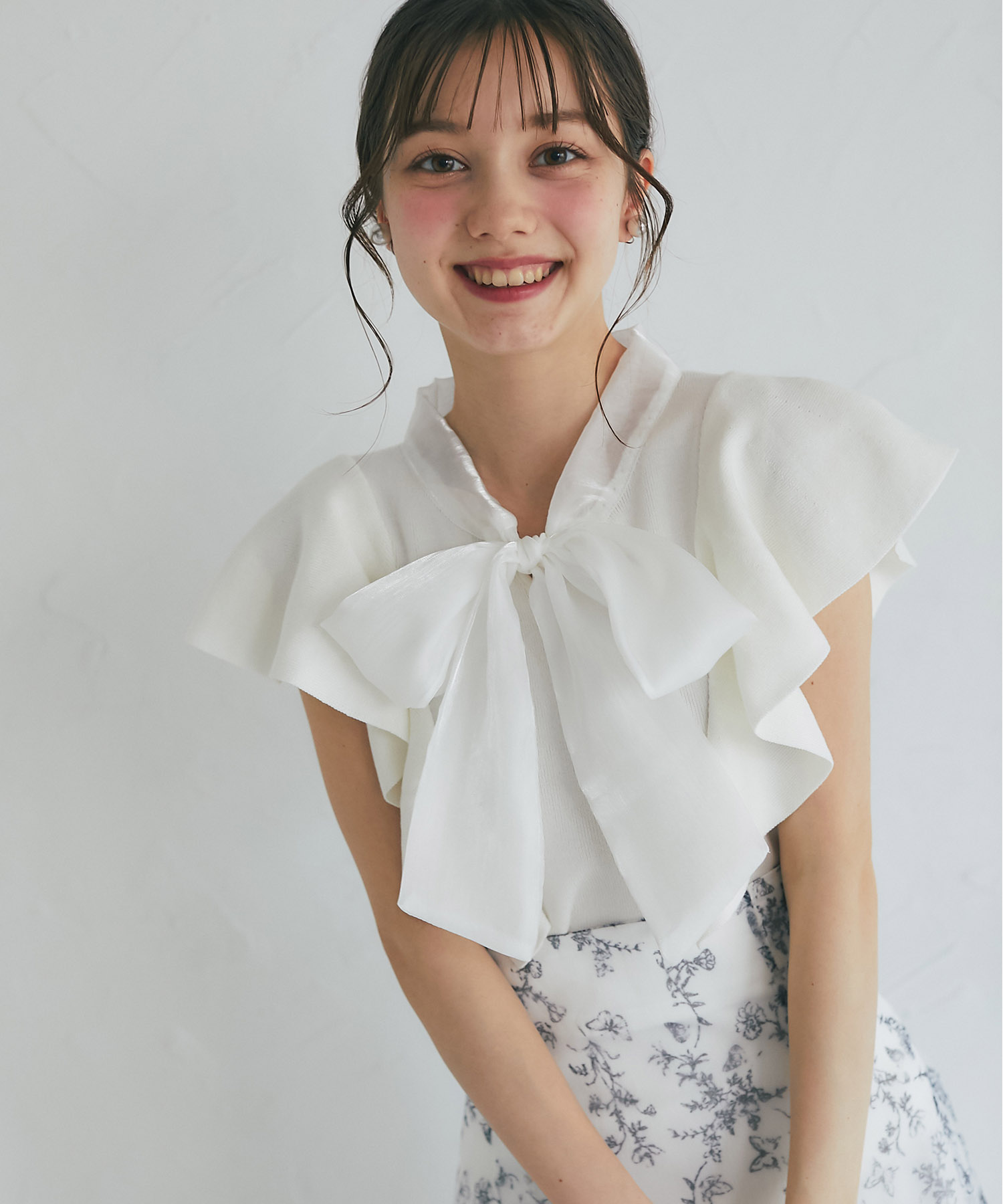 シアーボウタイリボン付き切り替えニットプルオーバー 【awberry アウベリー】 tocco closet(トッコクローゼット)