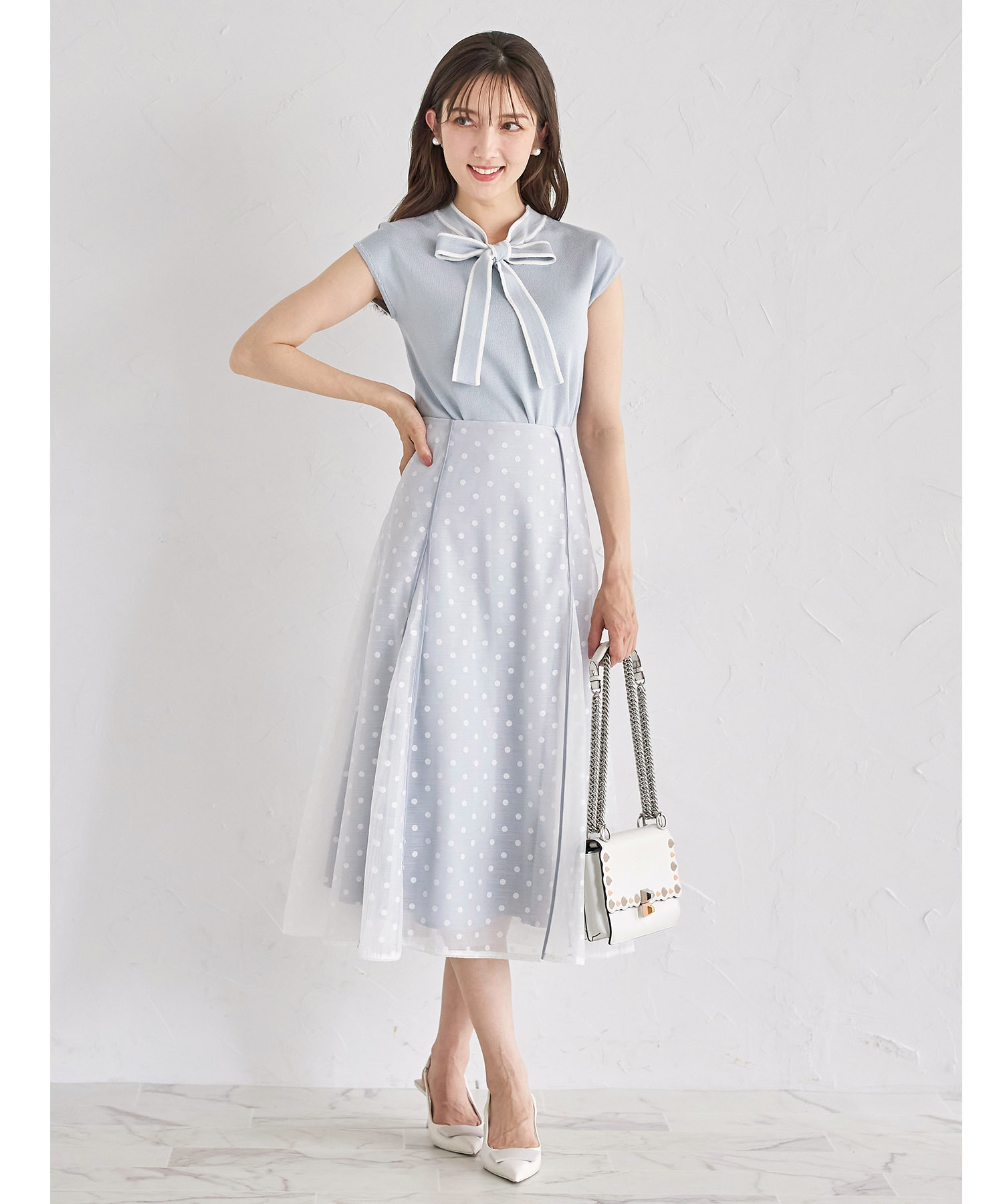 バックレースアップライン入りシアードットフレアスカート【sanule サニュール】 tocco closet(トッコクローゼット)　＊スペシャルプライス品につき返品/キャンセル/配送日指定不可/ラッピング不可/少量在庫のセールの為交換は出来かねる場合がございます。