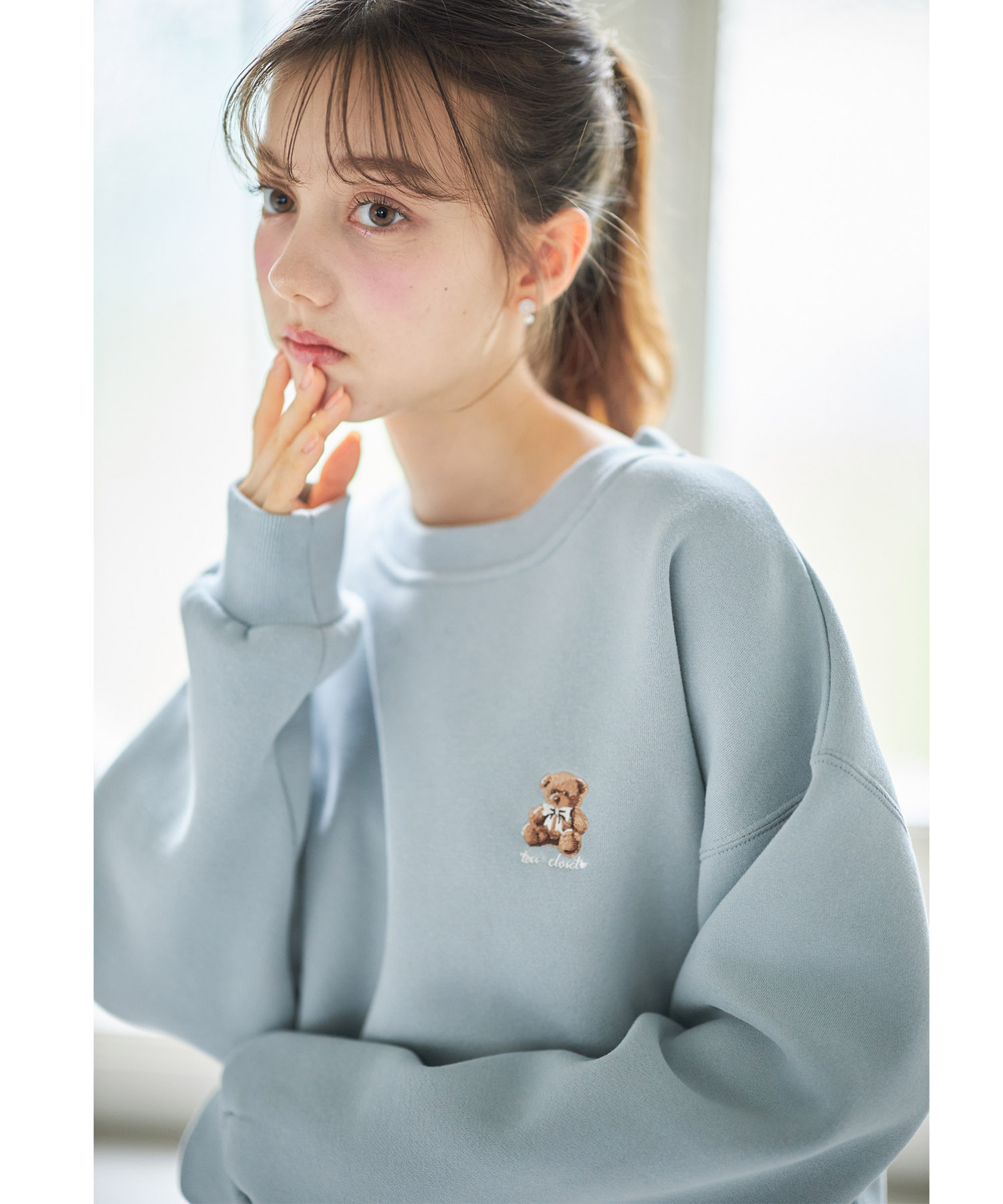 tocco bear刺繍入り裏起毛スウェット【brianna ブリアナ】 tocco closet(トッコクローゼット) ＊スペシャルプライス品につき返品/キャンセル/配送日指定不可/ラッピング不可/少量在庫のセールの為交換は出来かねる場合がございます。