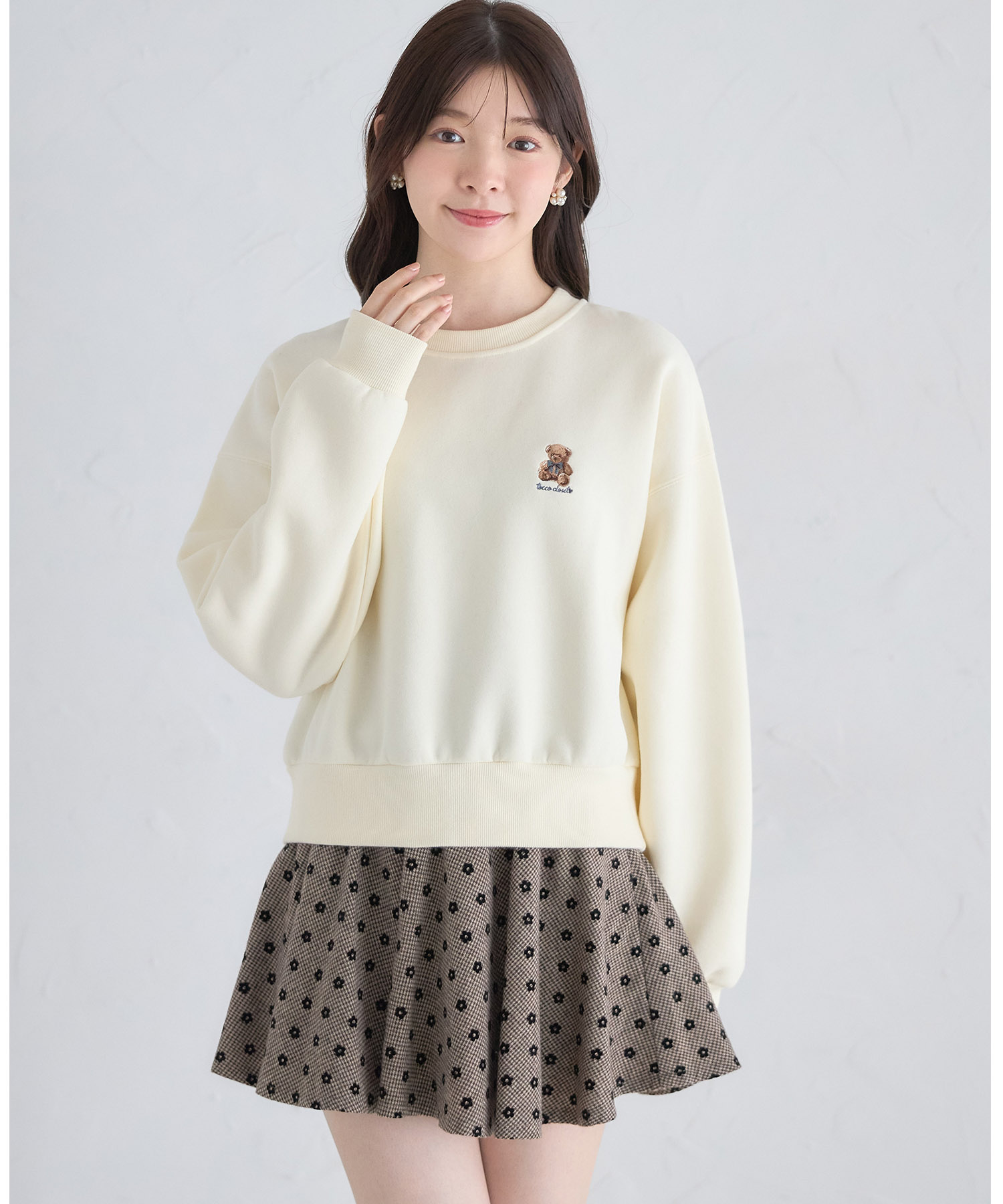 フラワーフロッキーミニスカパン【miselle ミゼル】 tocco closet ＊スペシャルプライス品につき返品/キャンセル/配送日指定不可/ラッピング不可/少量在庫のセールの為交換は出来かねる場合がございます。