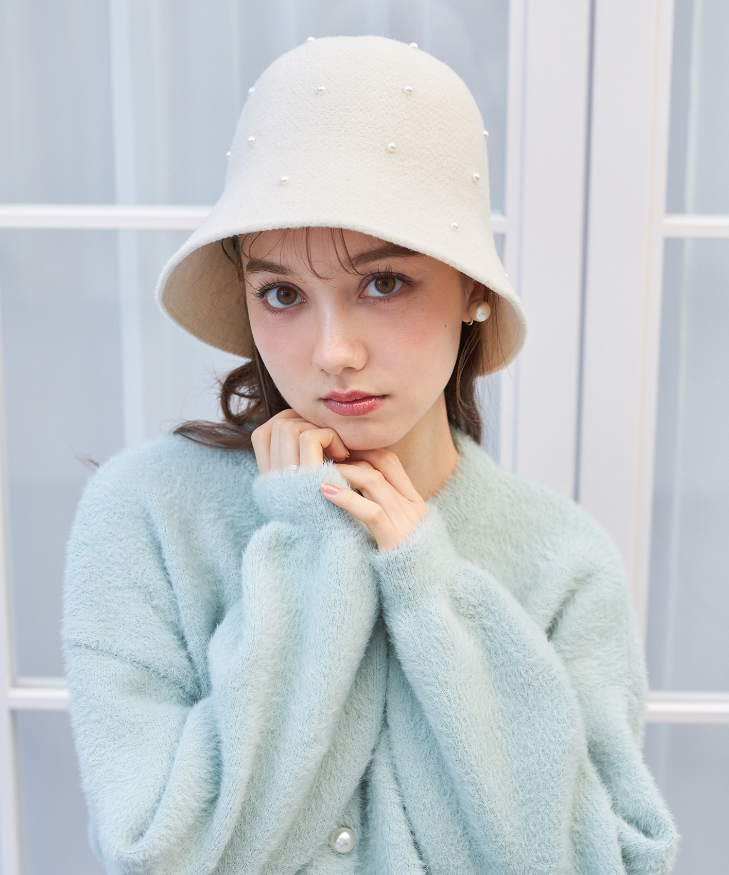 パール付き起毛バケットハット【zinnabelle ジナベル】 tocco closet ＊スペシャルプライス品につき返品/キャンセル/配送日指定不可/ラッピング不可/少量在庫のセールの為交換は出来かねる場合がございます。※セレクトアイテム