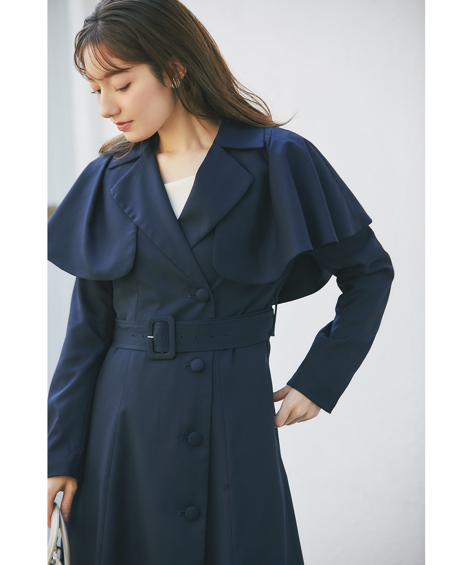 取り外し可能なケープ＆ベルト付きトレンチコート【felinor 】 tocco closet(トッコクローゼット) ＊スペシャルプライス品につき返品/キャンセル/配送日指定不可/ラッピング不可/少量在庫のセールの為交換は出来かねる場合がございます。