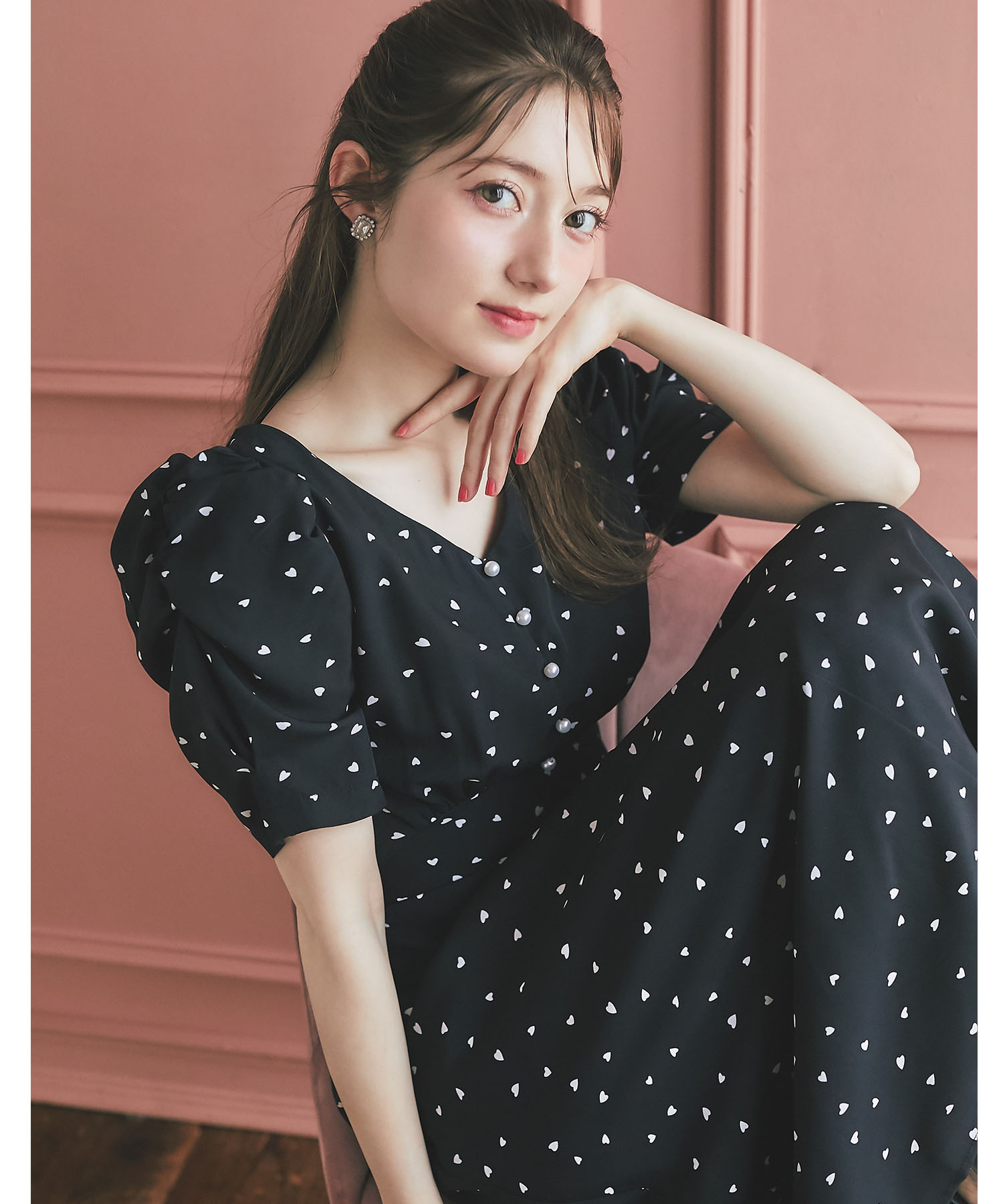 tocco トッコクローゼット　
パール付きバックレースアップハートドットワンピース