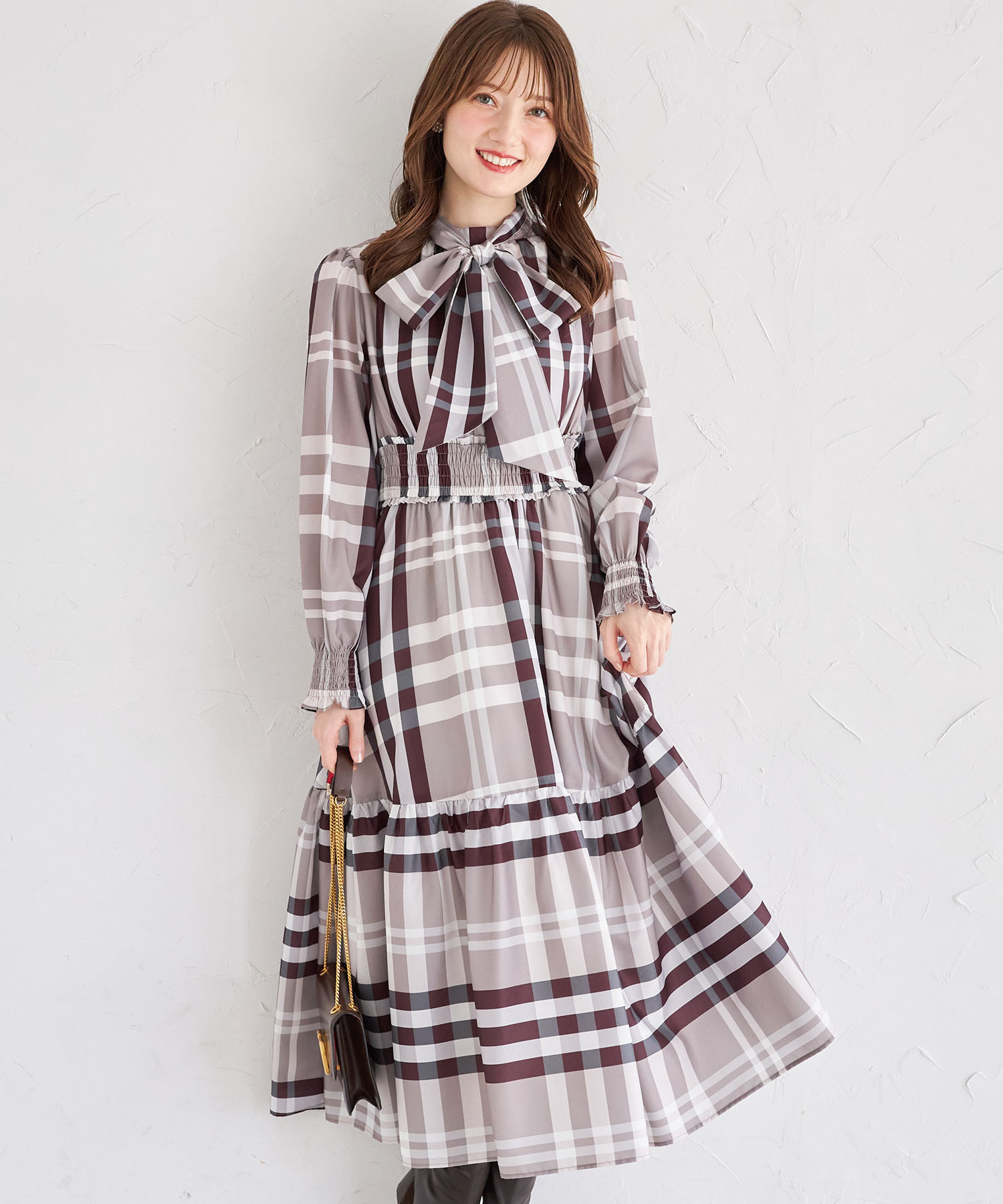 ビックボウタイリボン付きチェック柄シャーリングワンピース 12月12日(金)再販決定☆ 【frollina フロリナ】 tocco closet(トッコクローゼット)