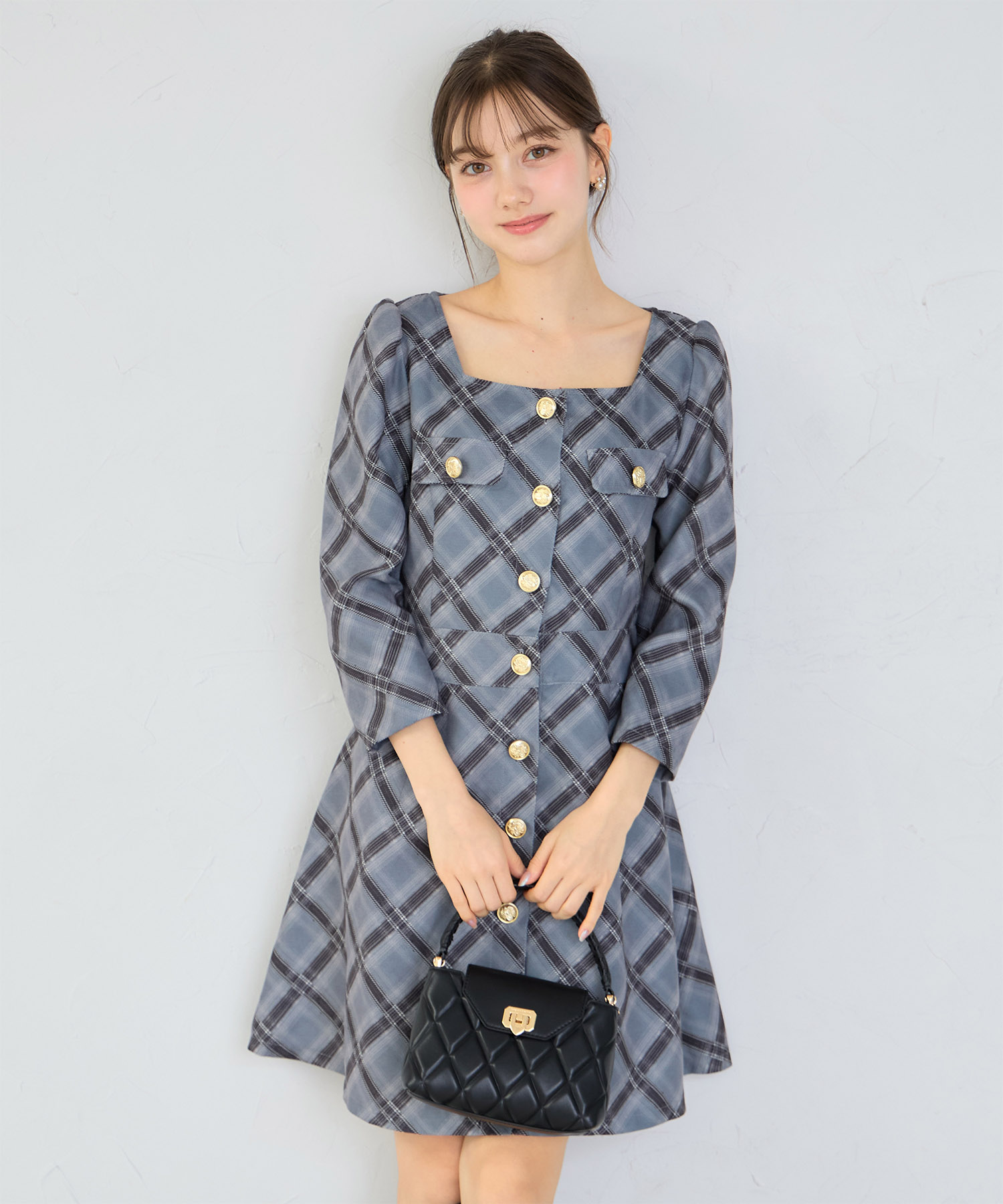 フロントボタンスクエアネックチェックミニワンピース tocco closet(トッコクローゼット)＊スペシャルプライス品につき返品/キャンセル/配送日指定不可/ラッピング不可/少量在庫のセールの為交換は出来かねる場合がございます。