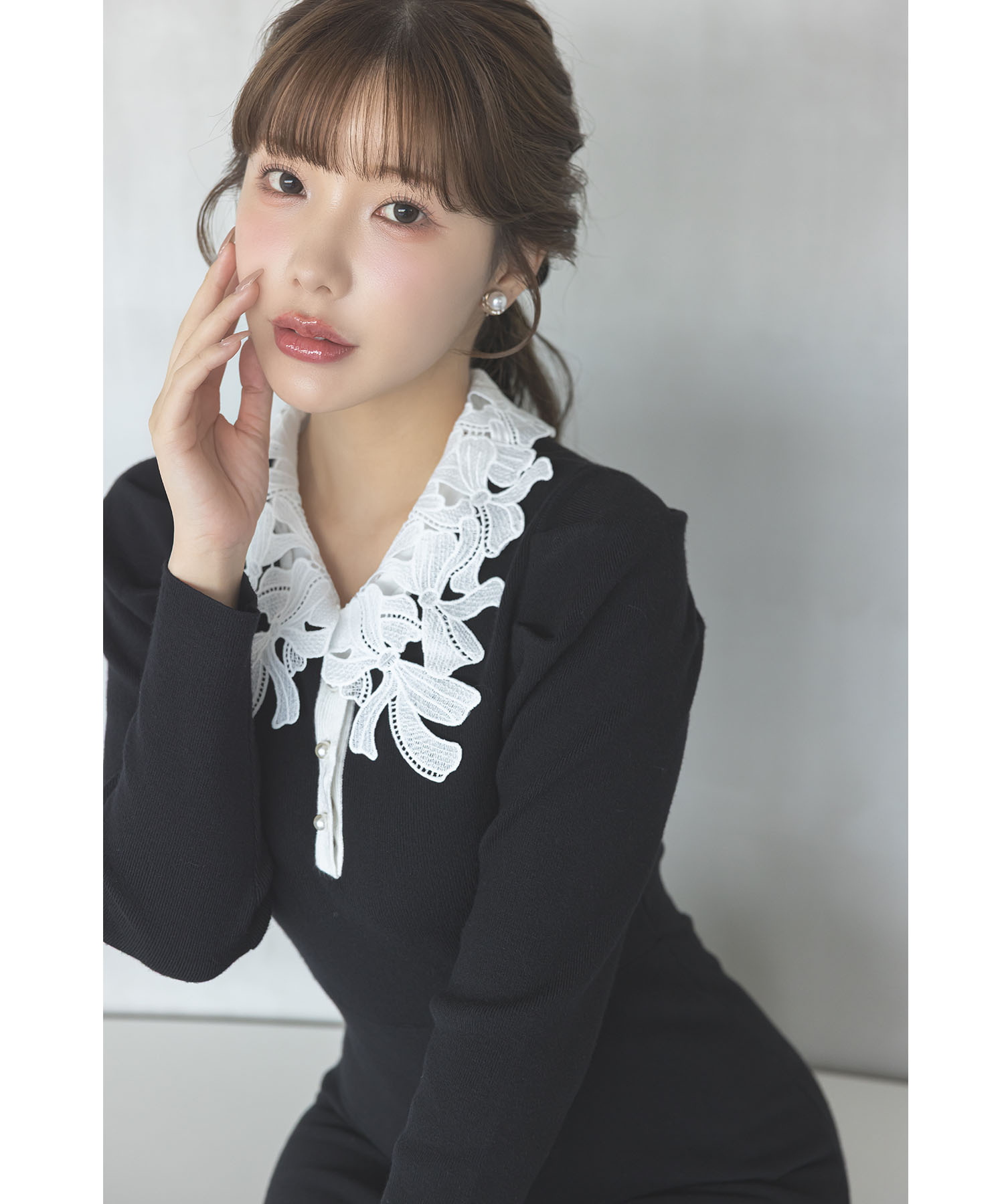 tocco トッコクローゼット２ＷＡＹリボンレース襟付きパール釦ニットワンピース