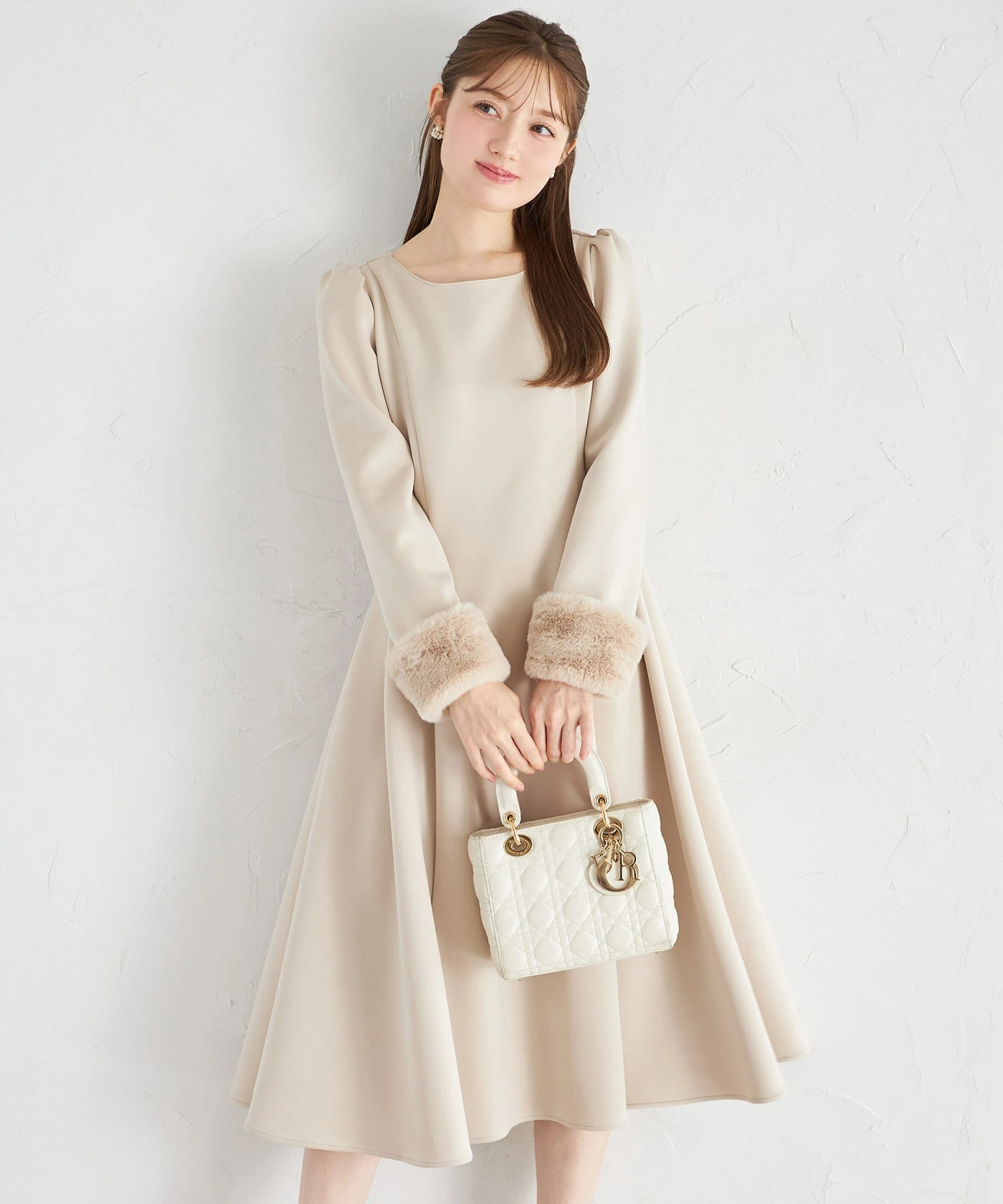 tocco トッコクローゼット２ＷＡＹ袖口ファー付きボンディングワンピース