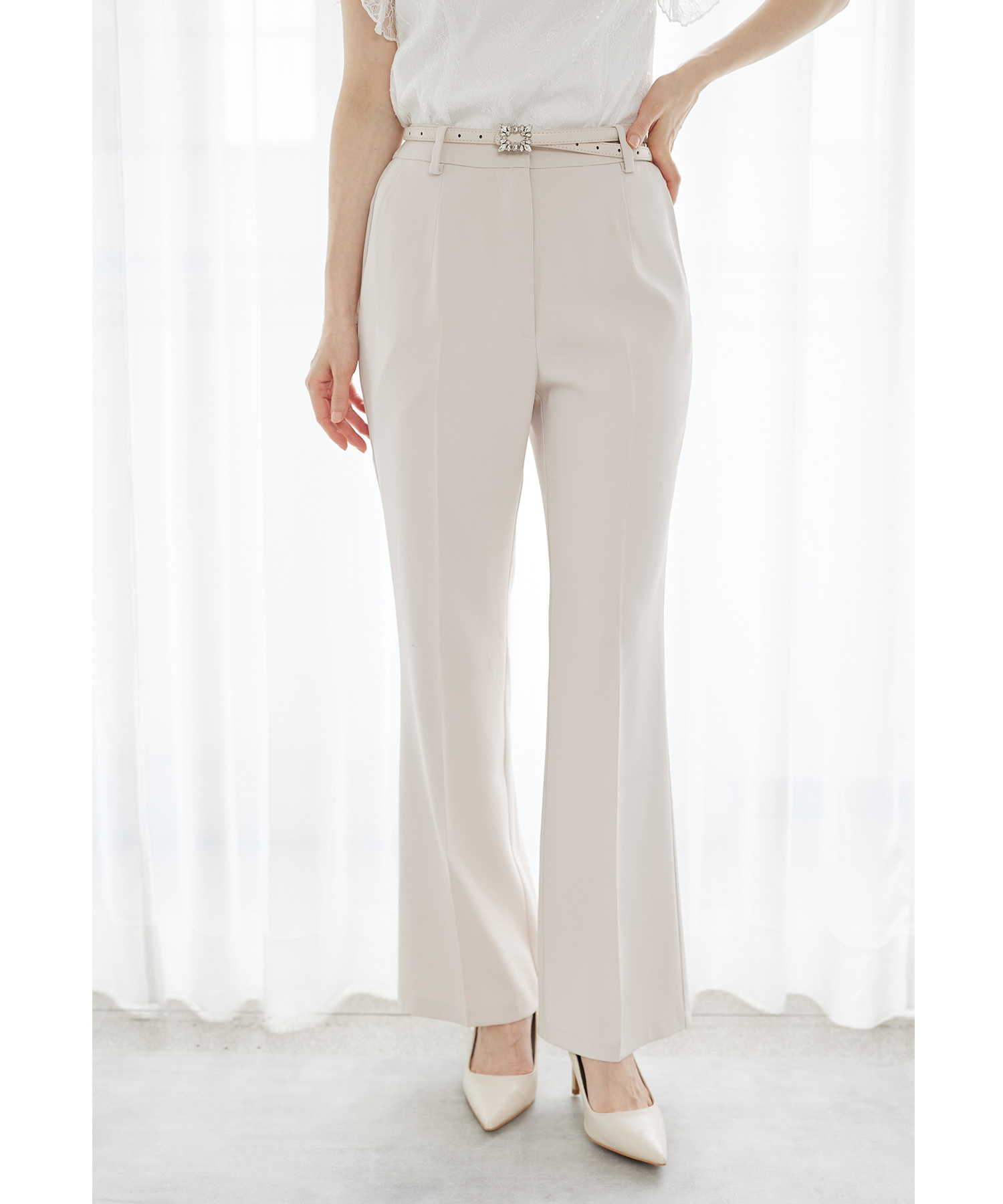 美シルエットで高見えするビジューバックルベルト付きパンツ   tocco closet(トッコクローゼット)《CeremonyStyle》《NewLifeStyle》