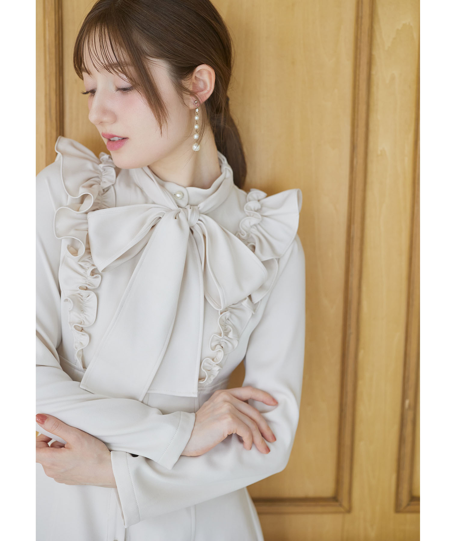 品格のある甘さを纏う２ＷＡＹボウタイリボン付きパール釦フリルワンピース  tocco closet(トッコクローゼット)《Blossoming Spring 2026》