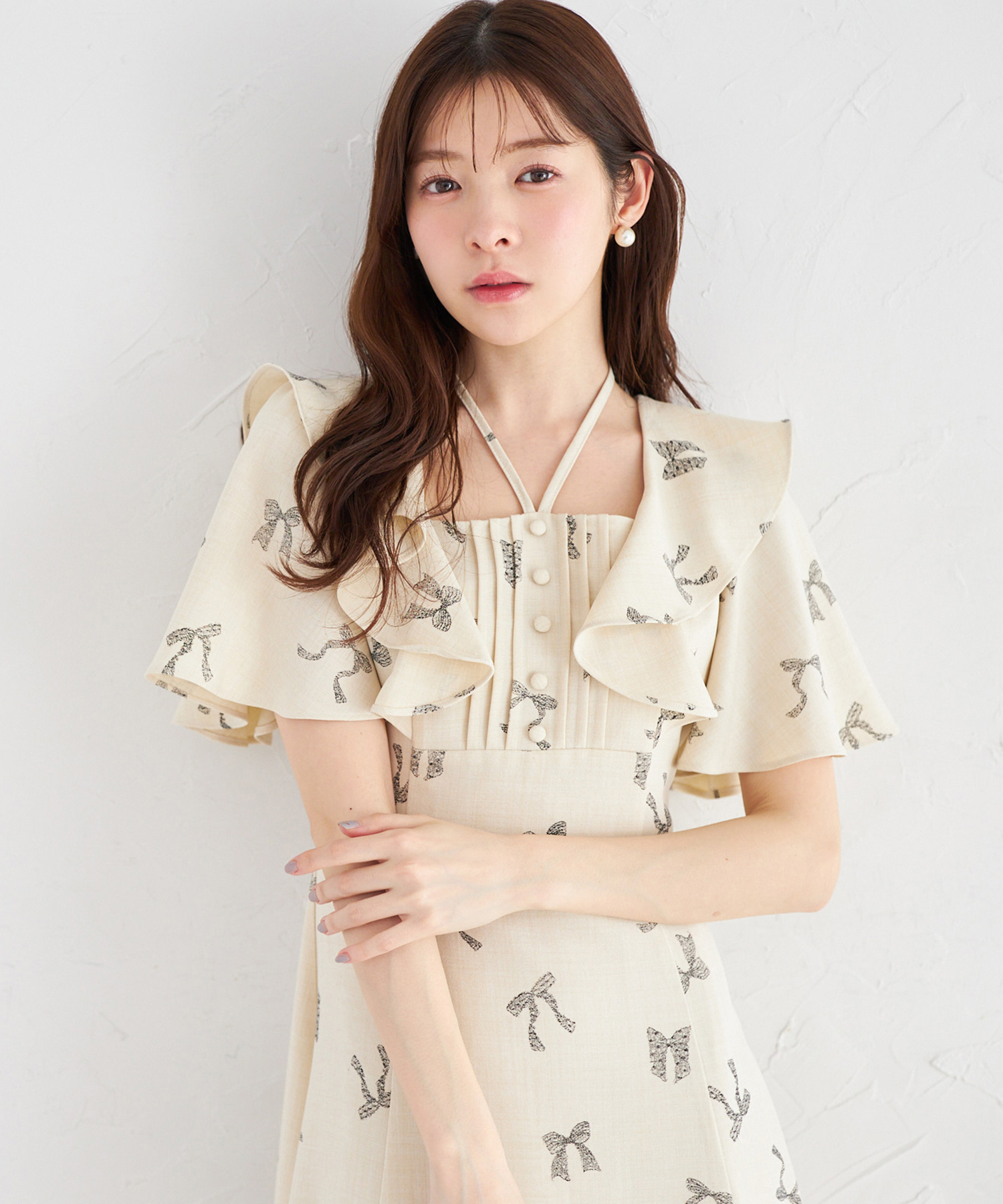 tocco トッコクローゼット全方位モテを狙うネックリボン付きラッフルフリルリボンプリントワンピース