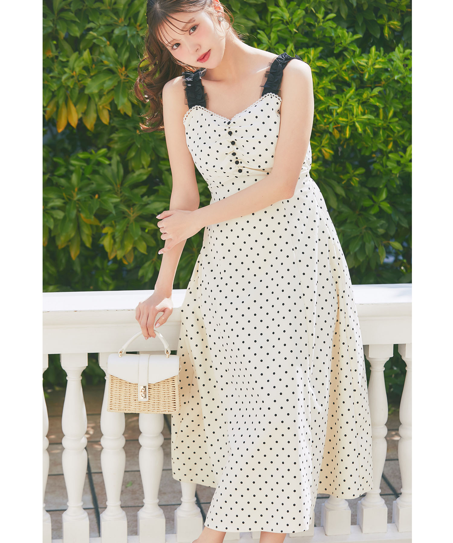 ２ＷＡＹストラップ付きバックリボンドットワンピース  5月28日(木)オフィシャルサイト限定再販☆※鈴木ゆうかさんはアイボリー×ブラック着用※少量の在庫確保による再販売の為、交換は出来かねる場合がございます。予めご了承ください。