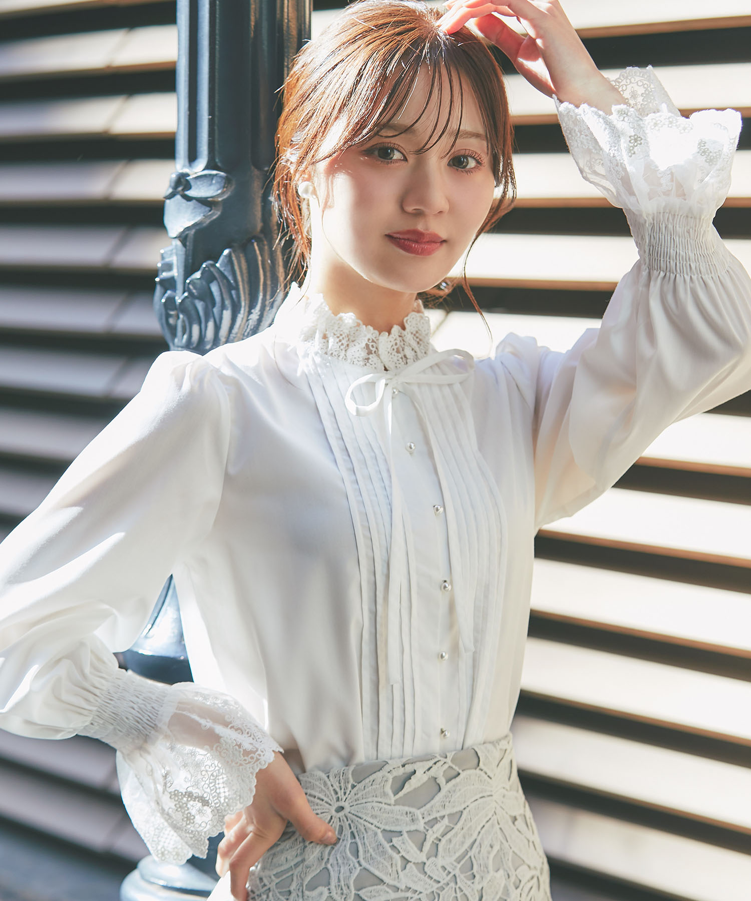 リボン付きレース切り替えピンタックブラウス tocco closet(トッコクローゼット)《NewLifeStyle》