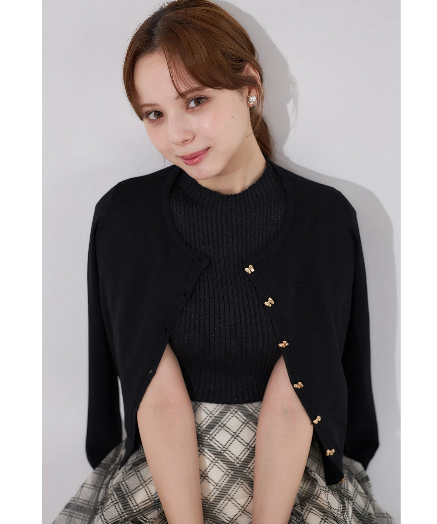 tocco トッコクローゼット　
ＵＶカット＆接触冷感＆ハンドウォッシュ♪リボンモチーフ釦カーディガン