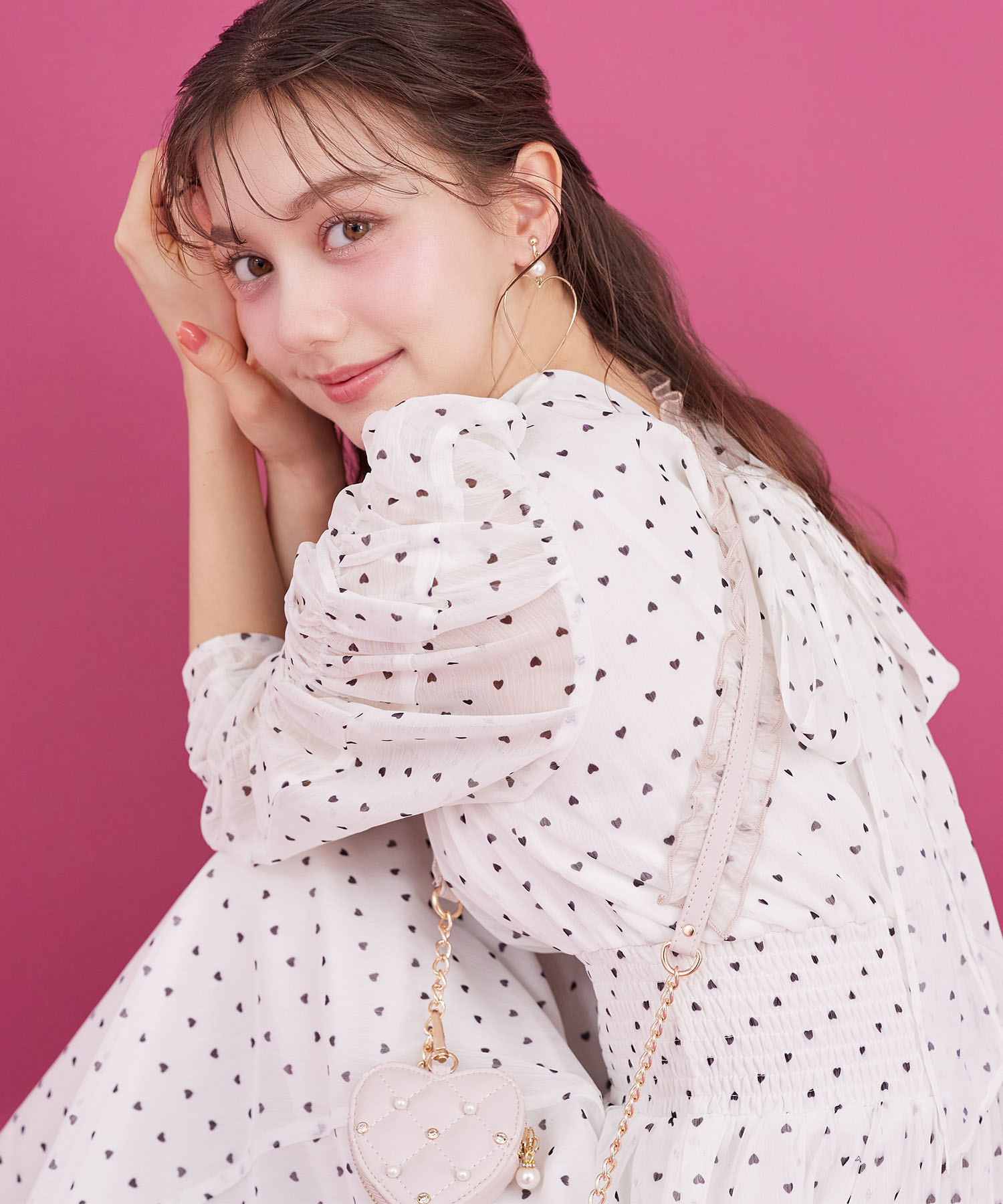 tocco トッコクローゼット　360度、絵になる可愛さ♪リボン付きハートドットパワーショルダーワンピース