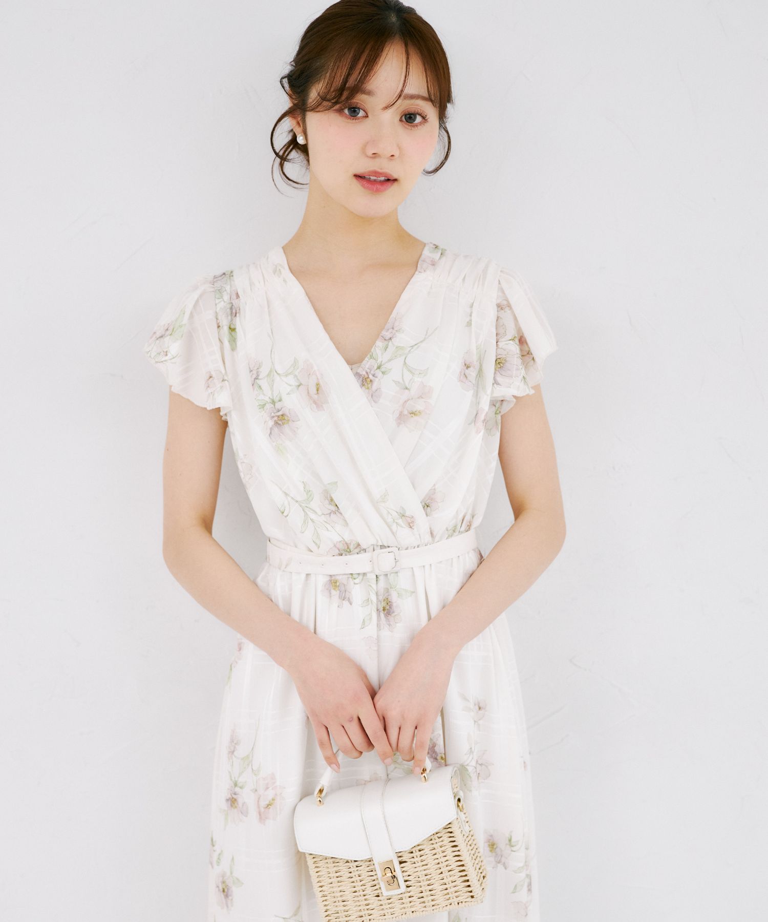 tocco トッコクローゼット　ベルト付きシアーチェック×フラワープリントカシュクールワンピース