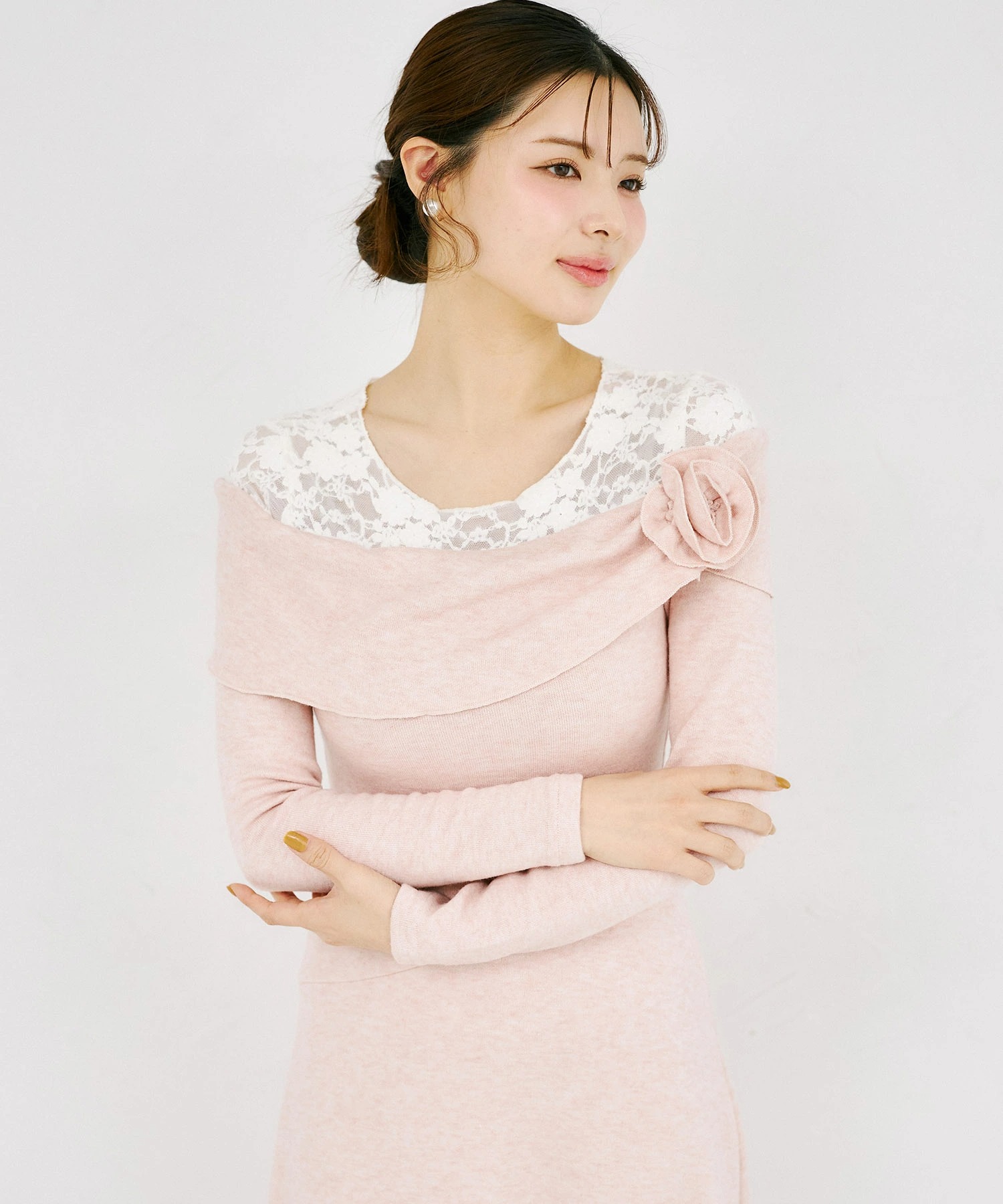 レースオフショル風フラワーモチーフニットソーワンピース tocco closet(トッコクローゼット)