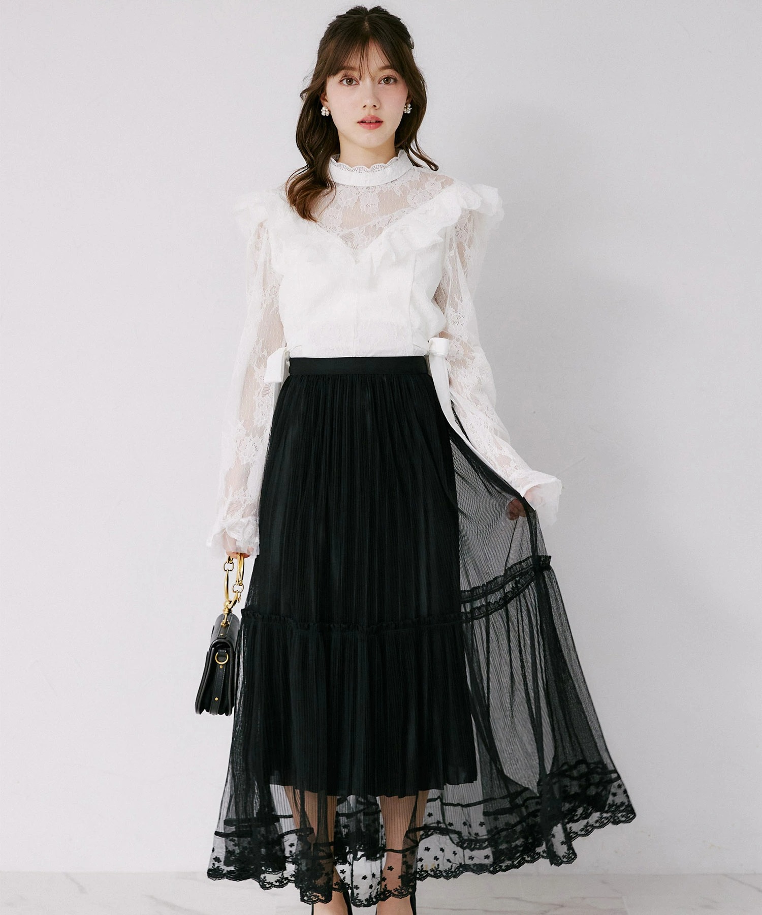 tocco トッコクローゼット　　
裾レースアコーディオンプリーツチュールスカート