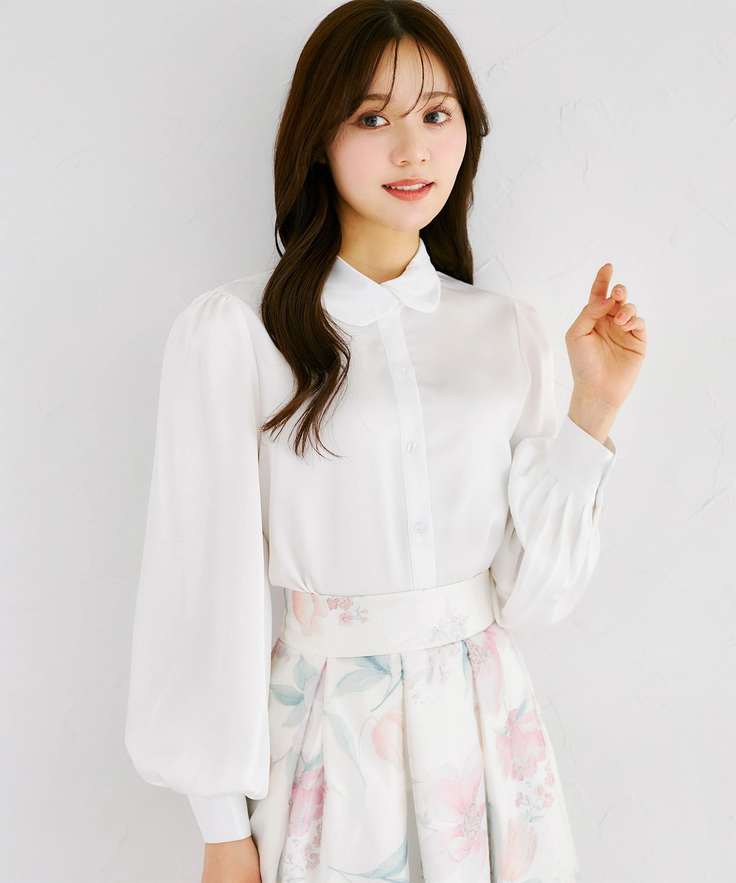 tocco トッコクローゼット　
ラウンドカラーボリュームスリーブブラウス