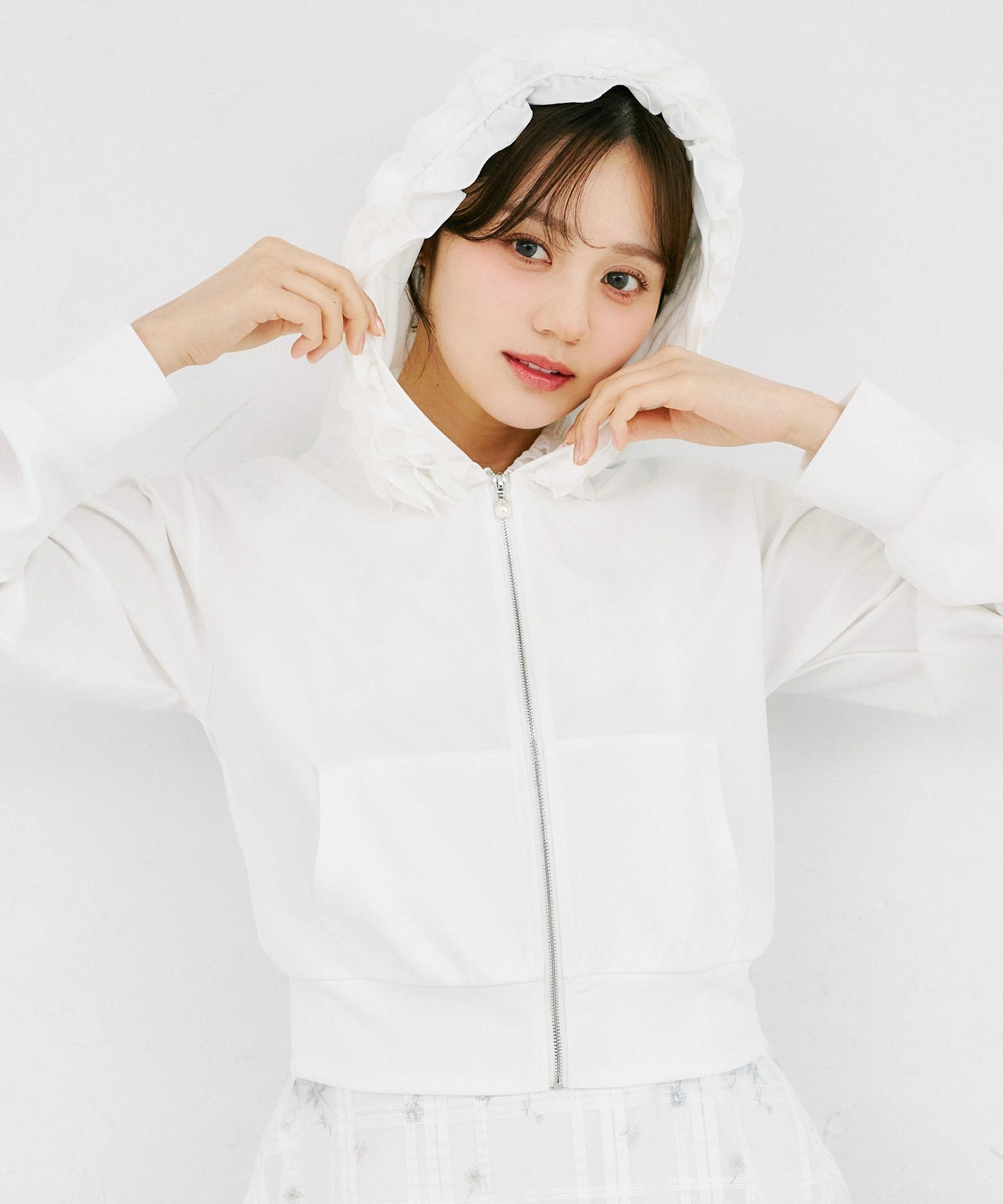 ＵＶカット＆接触冷感♪パールチャーム付きフードフリルジップパーカー tocco closet(トッコクローゼット)《UVCollection》