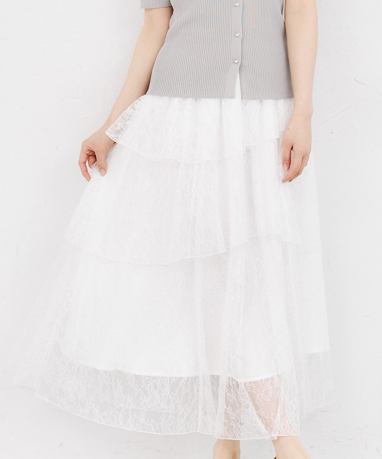 チュールレースティアードスカート tocco closet(トッコクローゼット) ＊スペシャルプライス品につき返品/キャンセル/配送日指定不可/ラッピング不可/少量在庫のセールの為交換は出来かねる場合がございます。