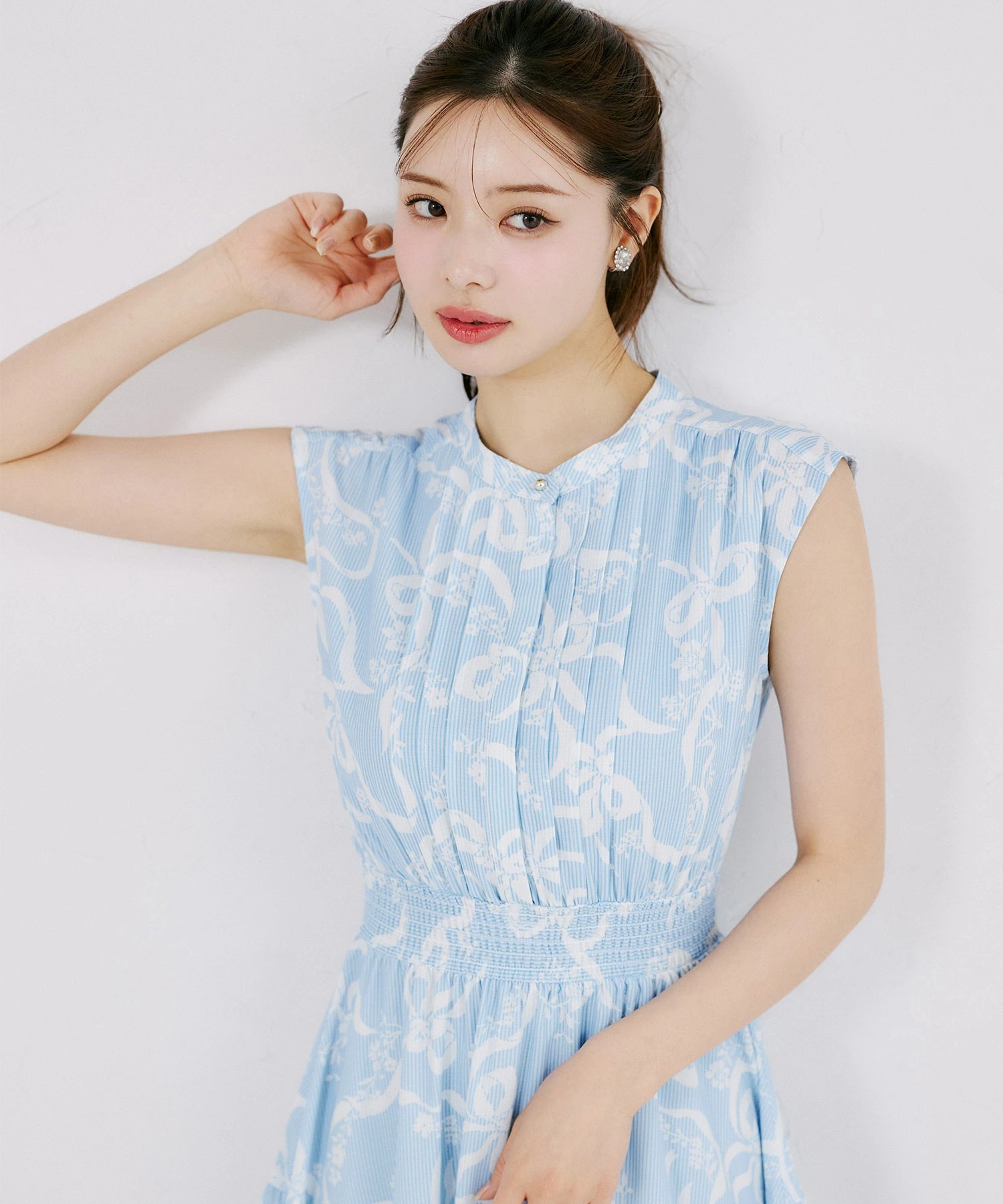リボンフラワーピンストライプタックワンピース tocco closet(トッコクローゼット)※オンラインショップ限定