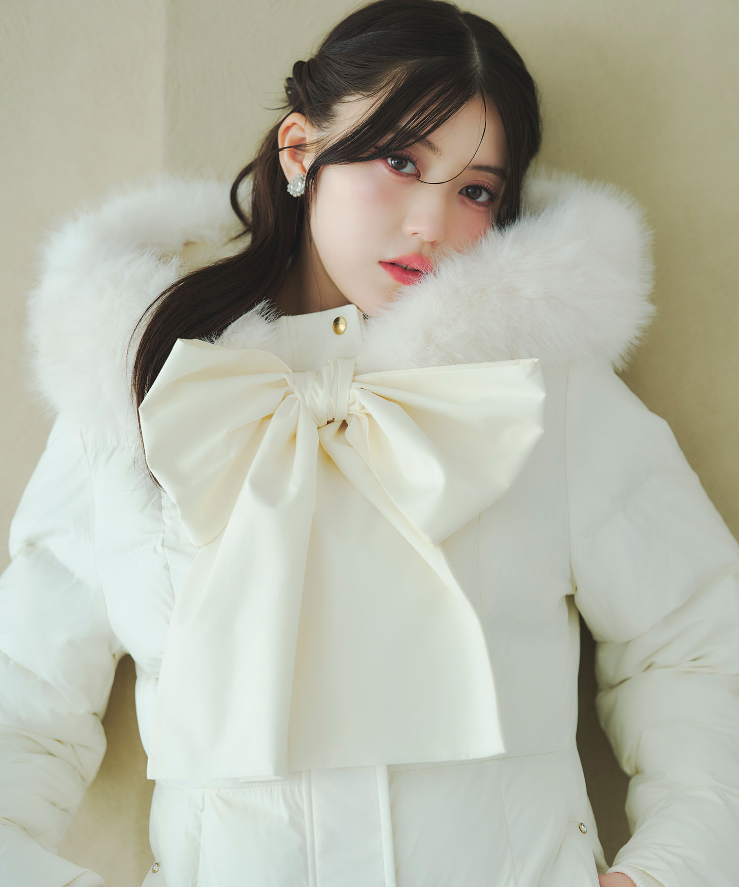 9月販売予定！入荷連絡受付中☆３ＷＡＹリボン＆ファー付きファイバーダウンロングコート※中野恵那さんはオフホワイト着用