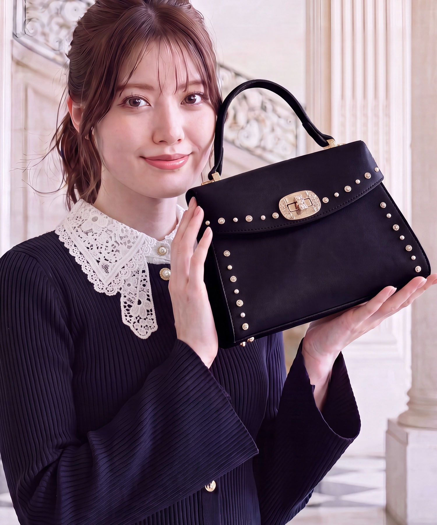 tocco トッコクローゼット　
【Mediumサイズ】ＯＮもＯＦＦも使える２ＷＡＹショルダー付きパールスタッズバッグ