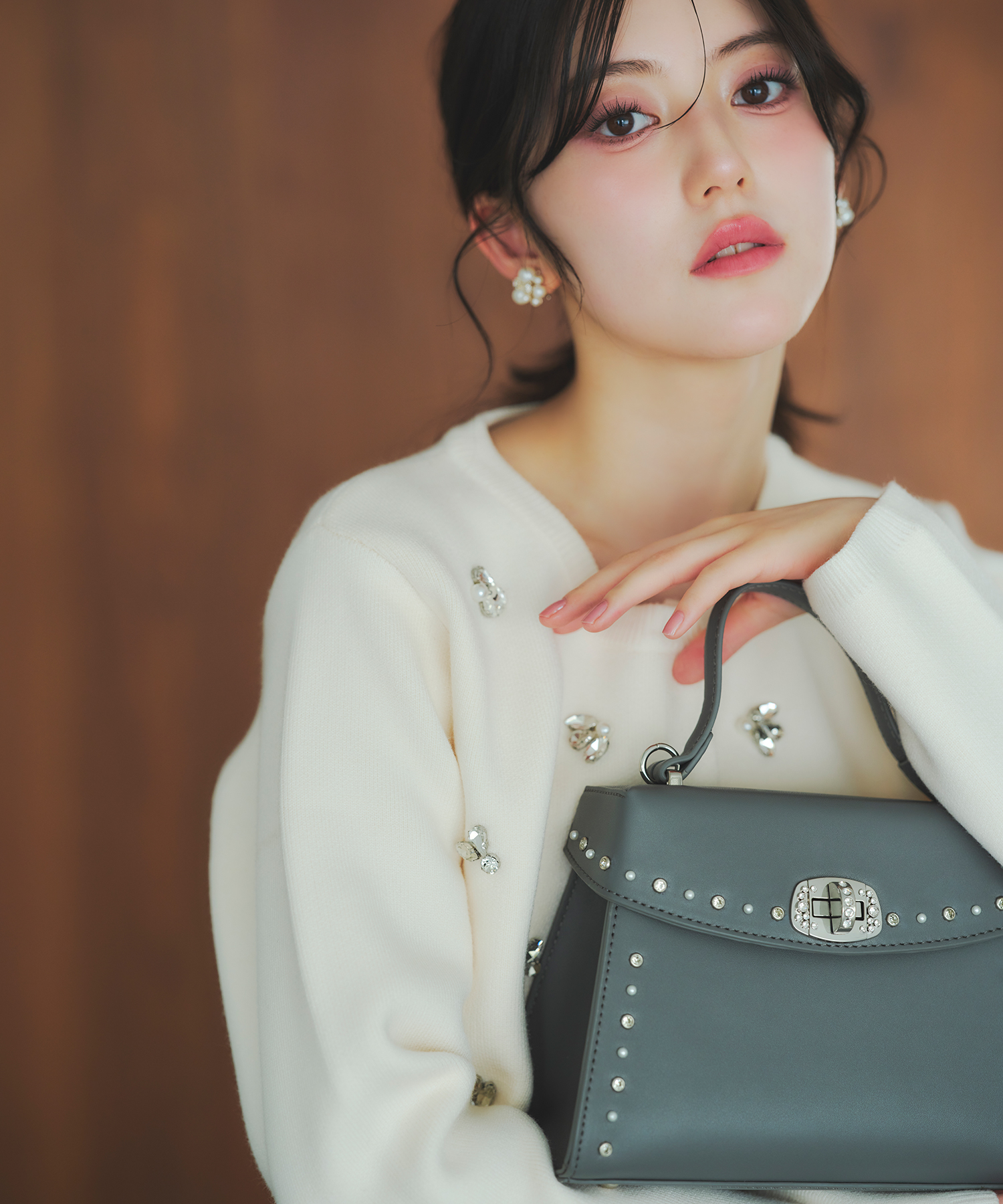 tocco トッコクローゼット　
【Smallサイズ】ＯＮもＯＦＦも使える２ＷＡＹショルダー付きパールスタッズバッグ
