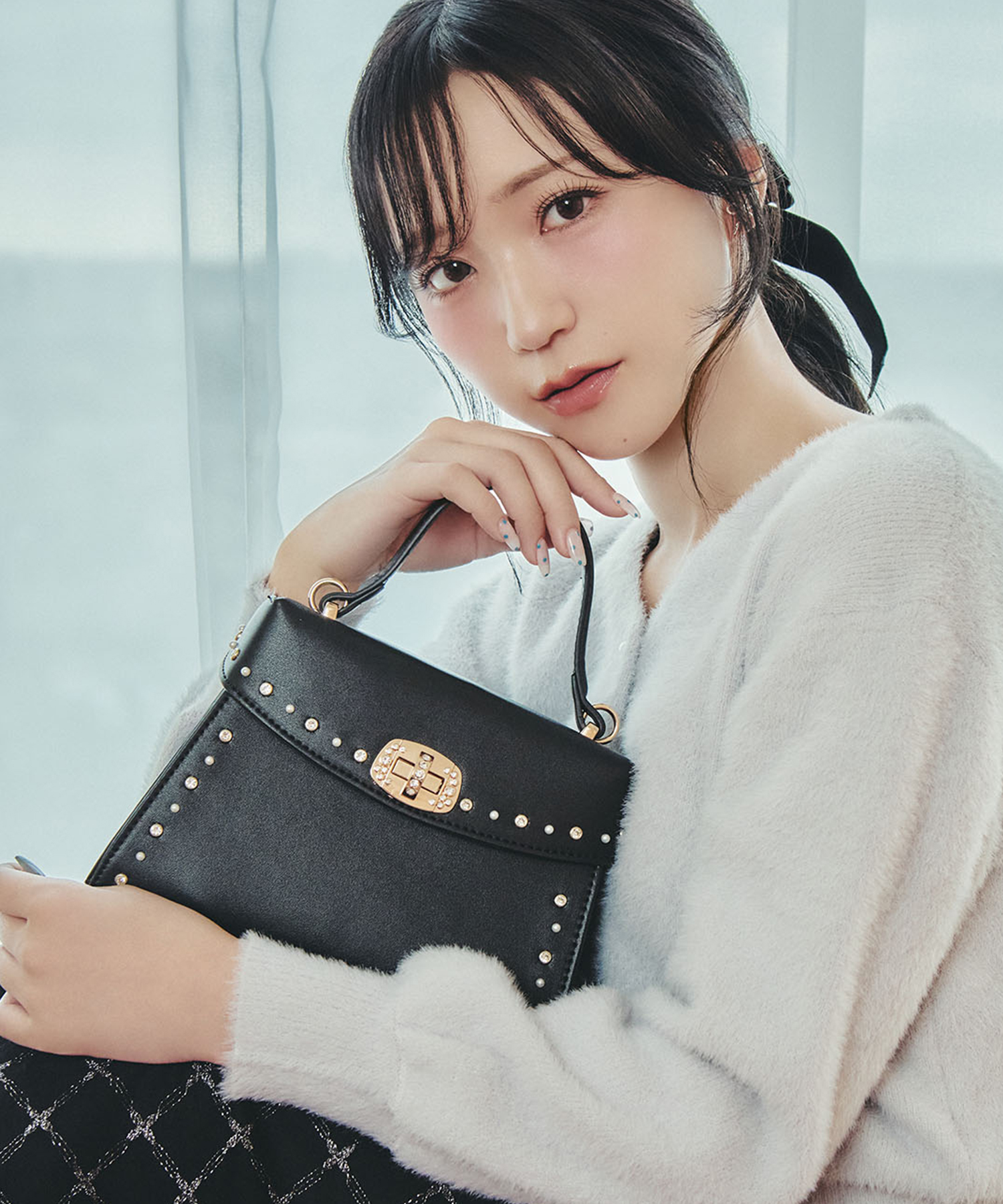 tocco トッコクローゼット　
【Smallサイズ】ＯＮもＯＦＦも使える２ＷＡＹショルダー付きパールスタッズバッグ