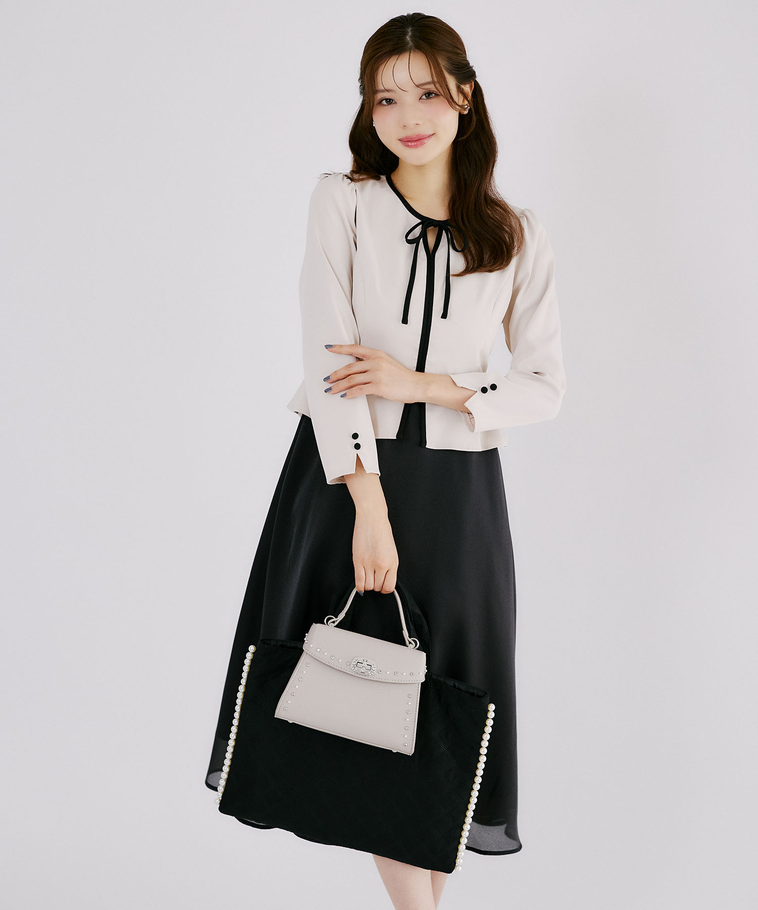 9月中旬販売予定！入荷連絡受付中☆リボン付きバイカラーペプラムワンピース《tocco closet luxe》《OccasionCollection》