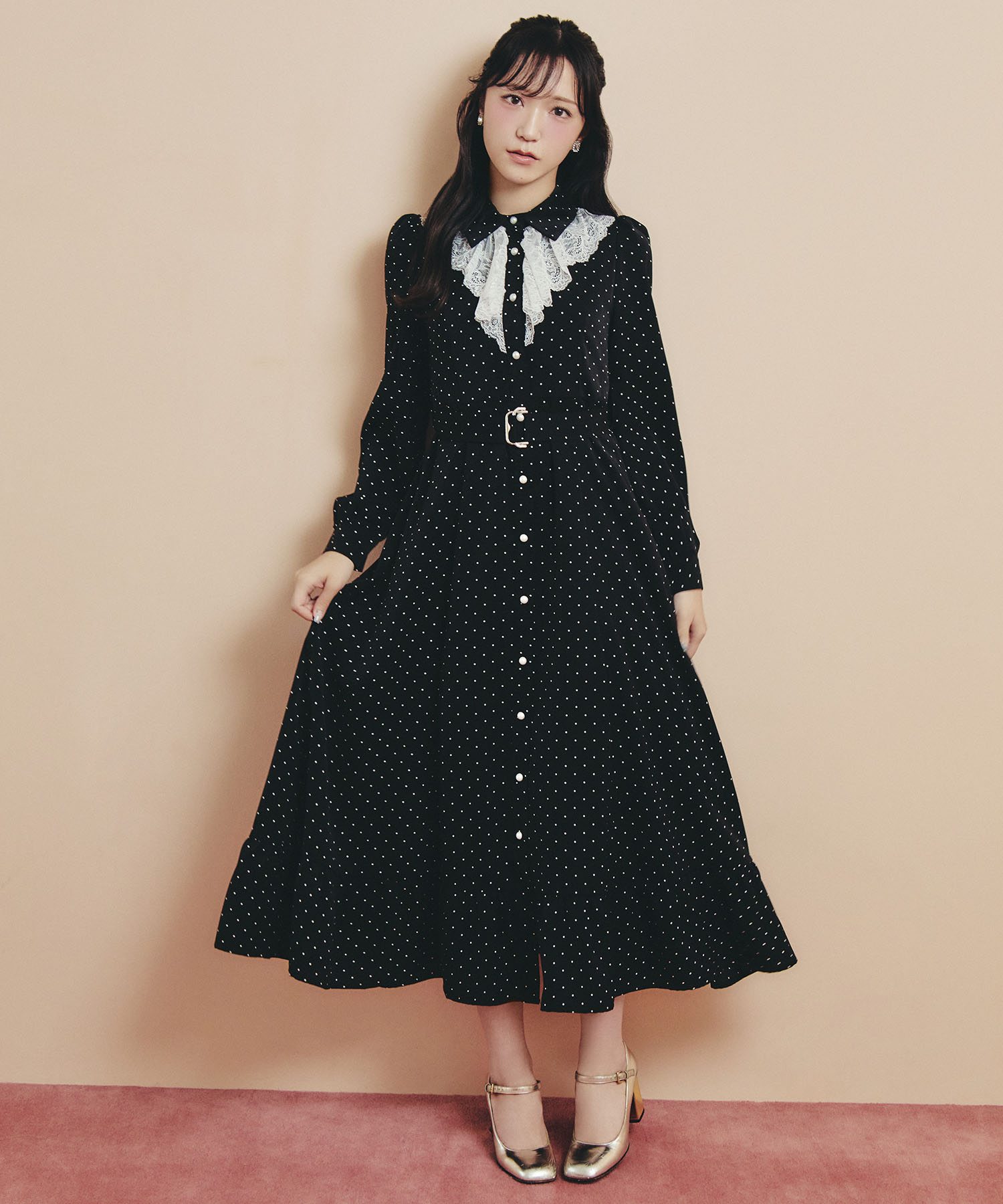 tocco トッコクローゼット　
ベルト付きレースラッフルフリルドットシャツワンピース