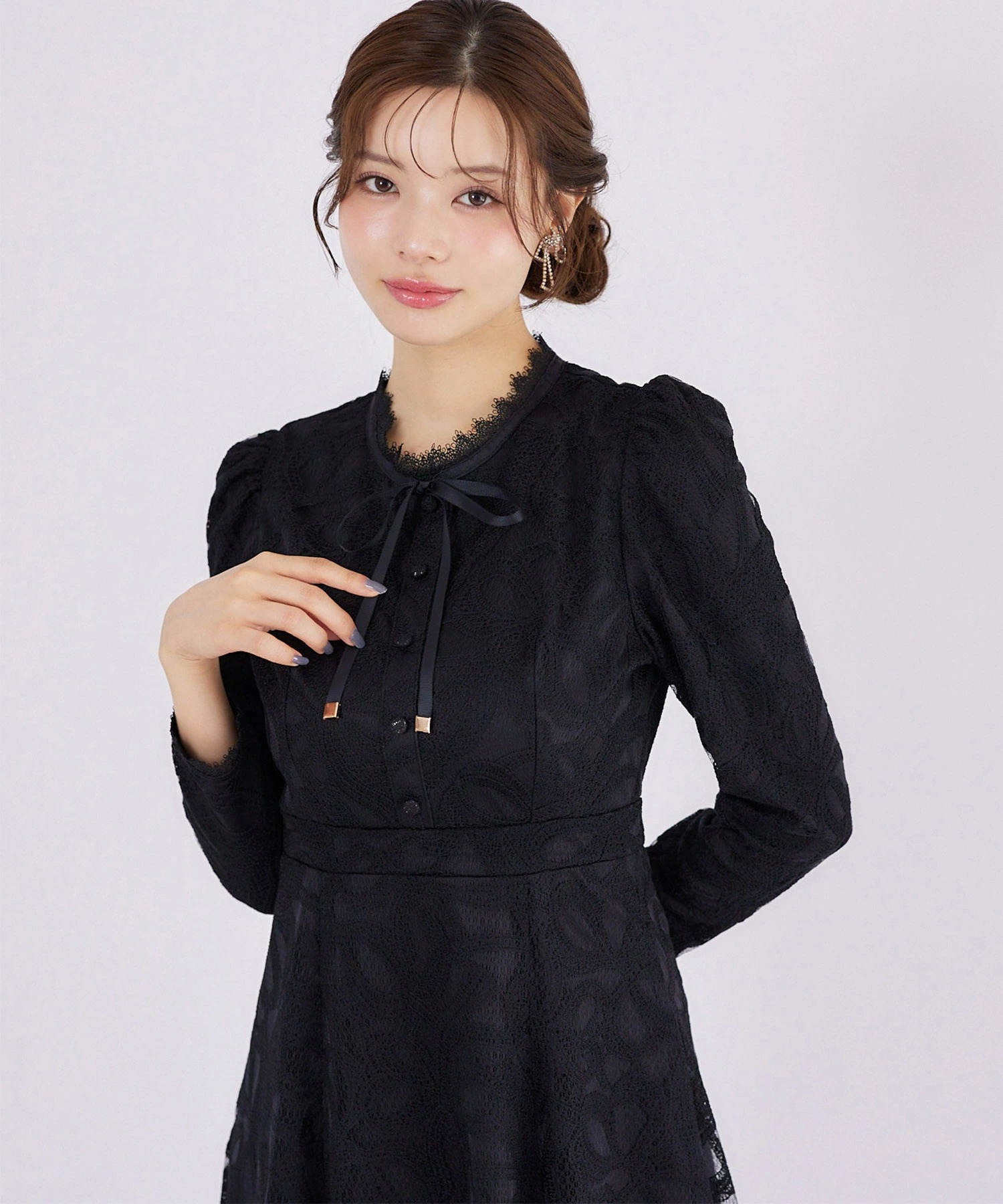 tocco トッコクローゼット　
リボン付きリボンレースワンピース 