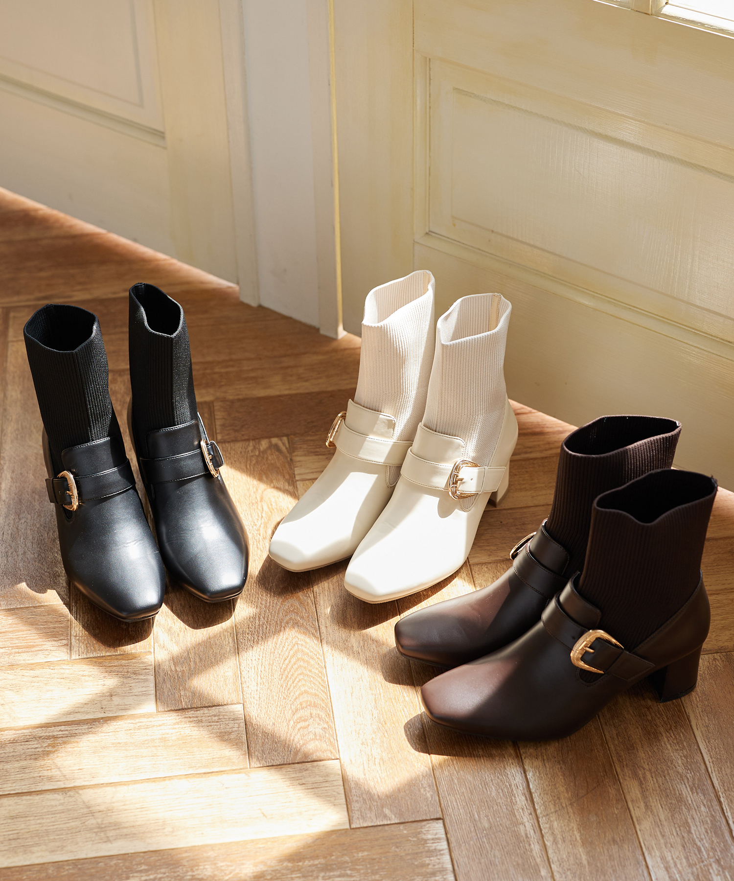 ベルトデザインニットドッキングショートブーツ【melzia メルーザ】 tocco closet(トッコクローゼット)※鈴木ゆうかさんはブラウン着用 ＊スペシャルプライス品につき返品/キャンセル/配送日指定不可/ラッピング不可/少量在庫のセールの為交換は出来かねる場合がございます。