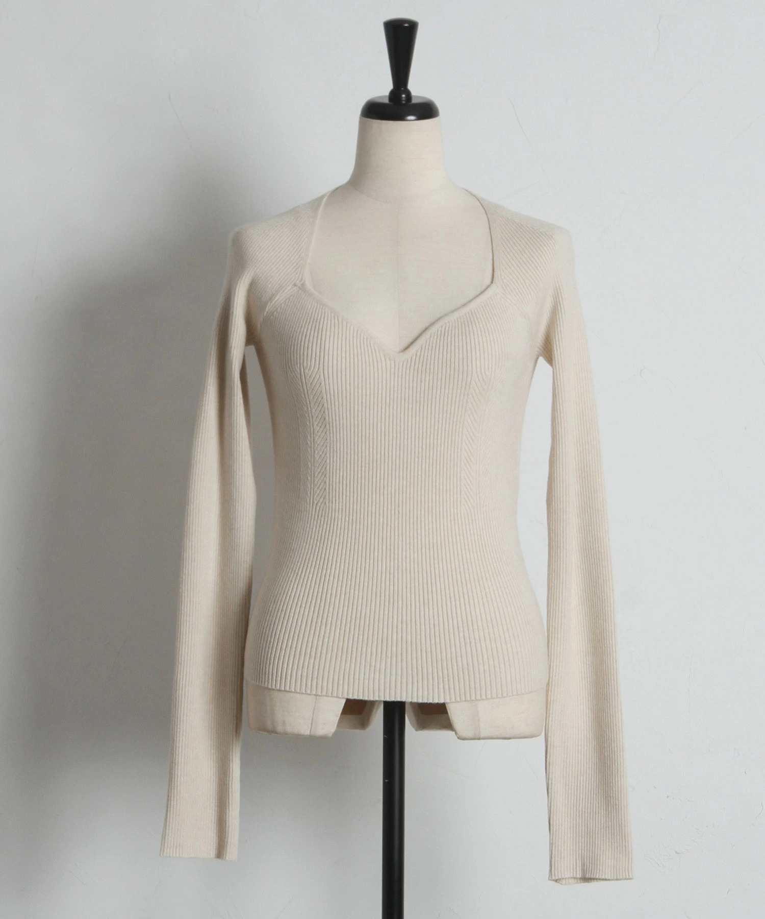 tocco トッコクローゼット　　
ハートネックリブニットプルオーバー