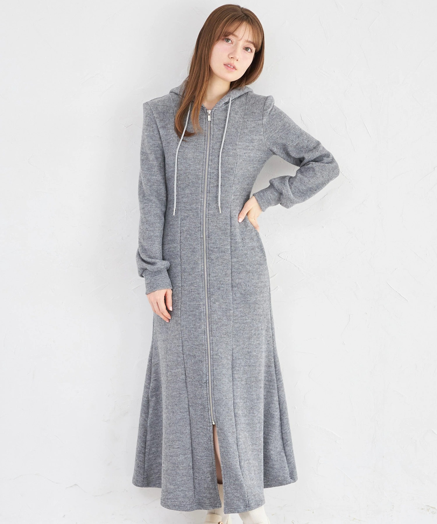 tocco トッコクローゼット　フロントファスナーフーディワンピース