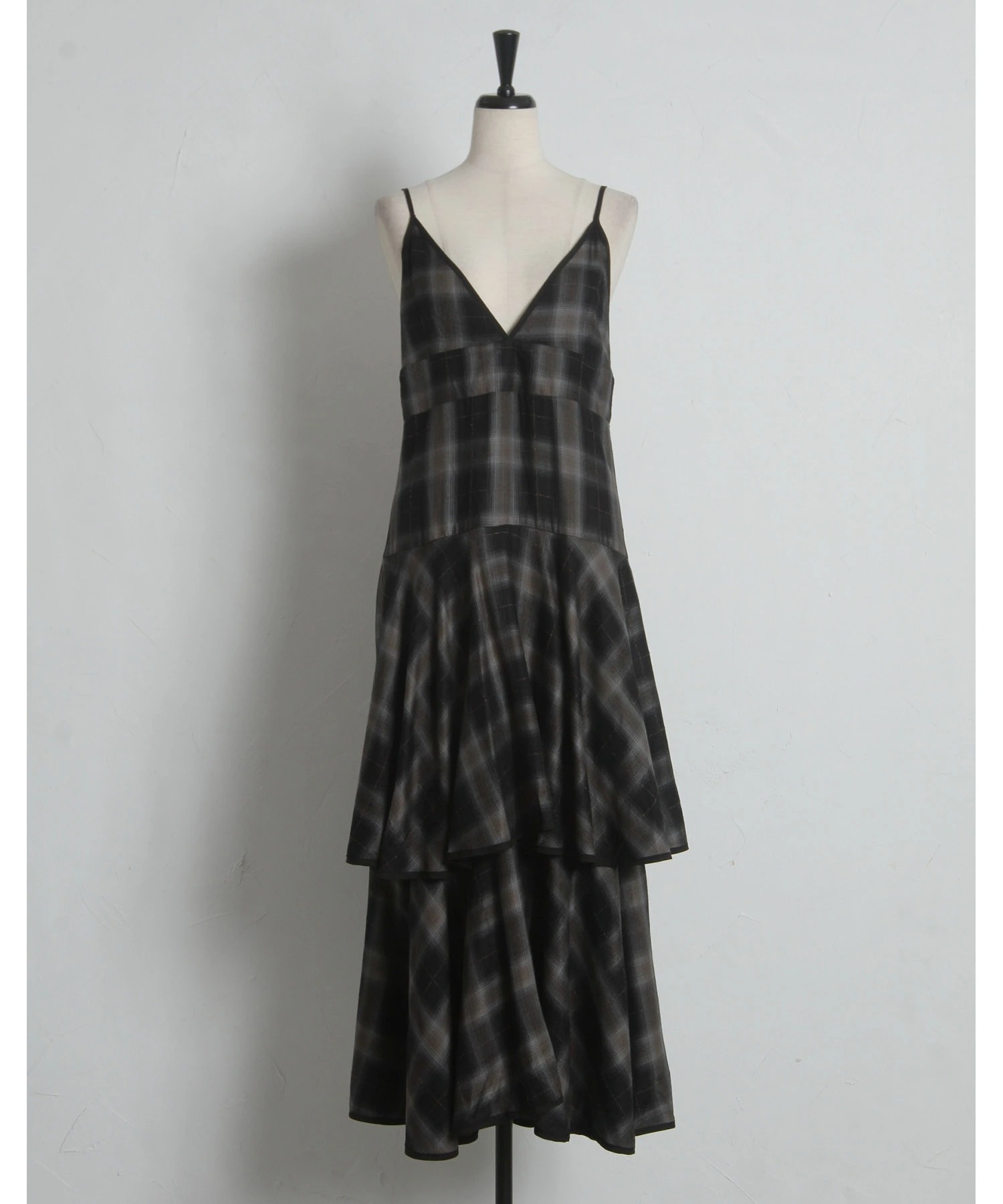 tocco トッコクローゼット　チェック柄ティアードフリルキャミワンピース