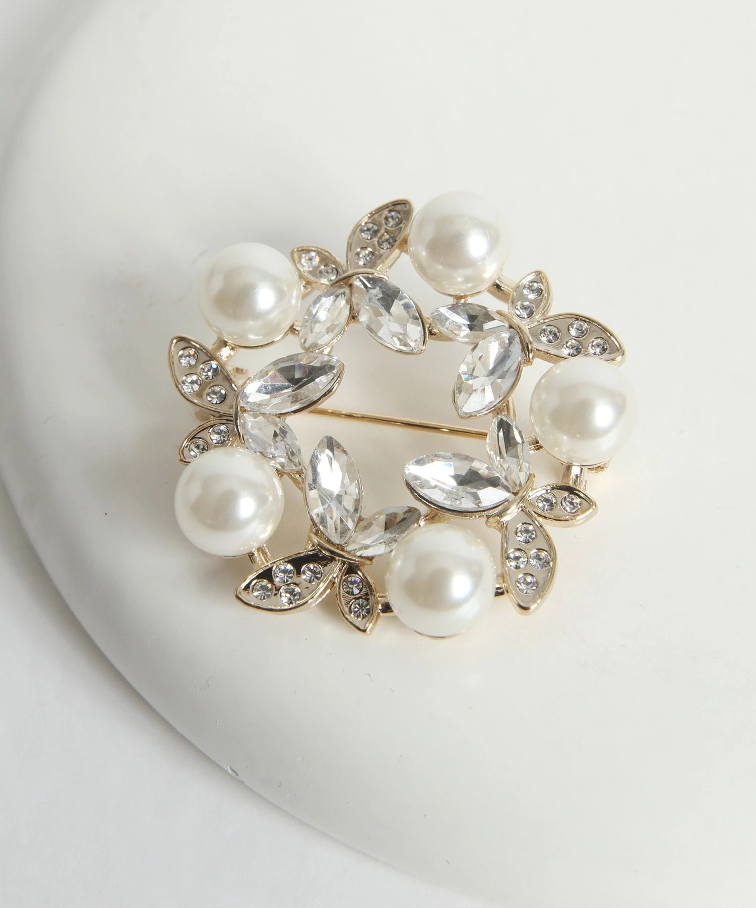 tocco トッコクローゼット　パール×クリアビジューパピヨンモチーフブローチ 