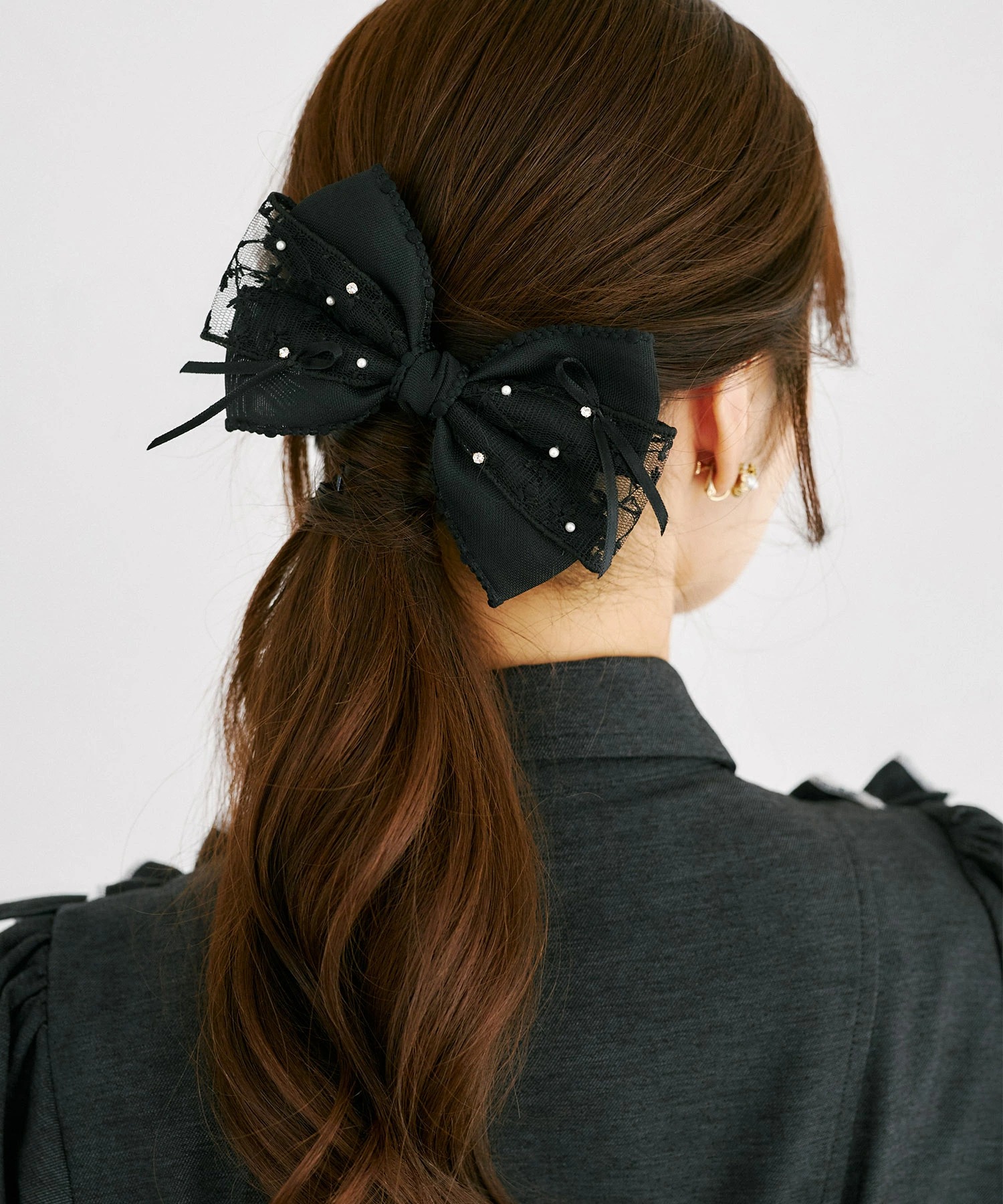 tocco トッコクローゼット　パールビジュー付き刺繍レースリボンバレッタ