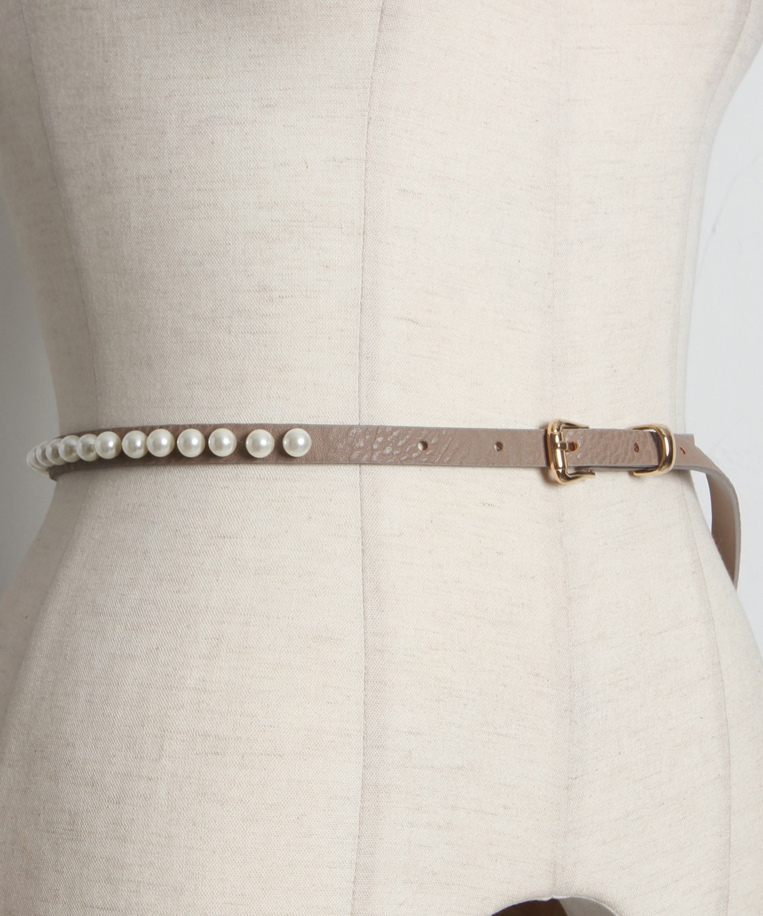 tocco トッコクローゼット　　
パールライン装飾フェイクレザー細ベルト