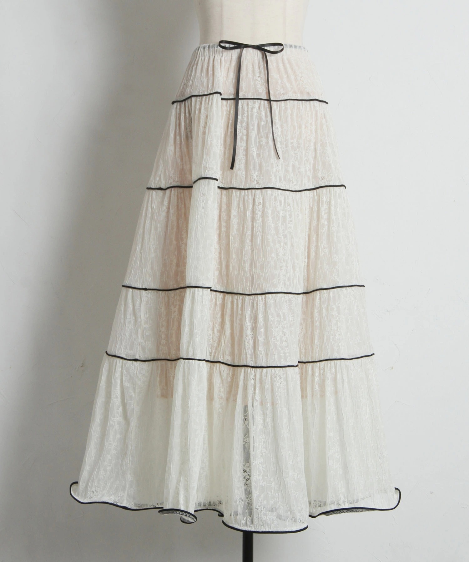 tocco トッコクローゼット　　
リボン付きライン入りレースティアードスカート 