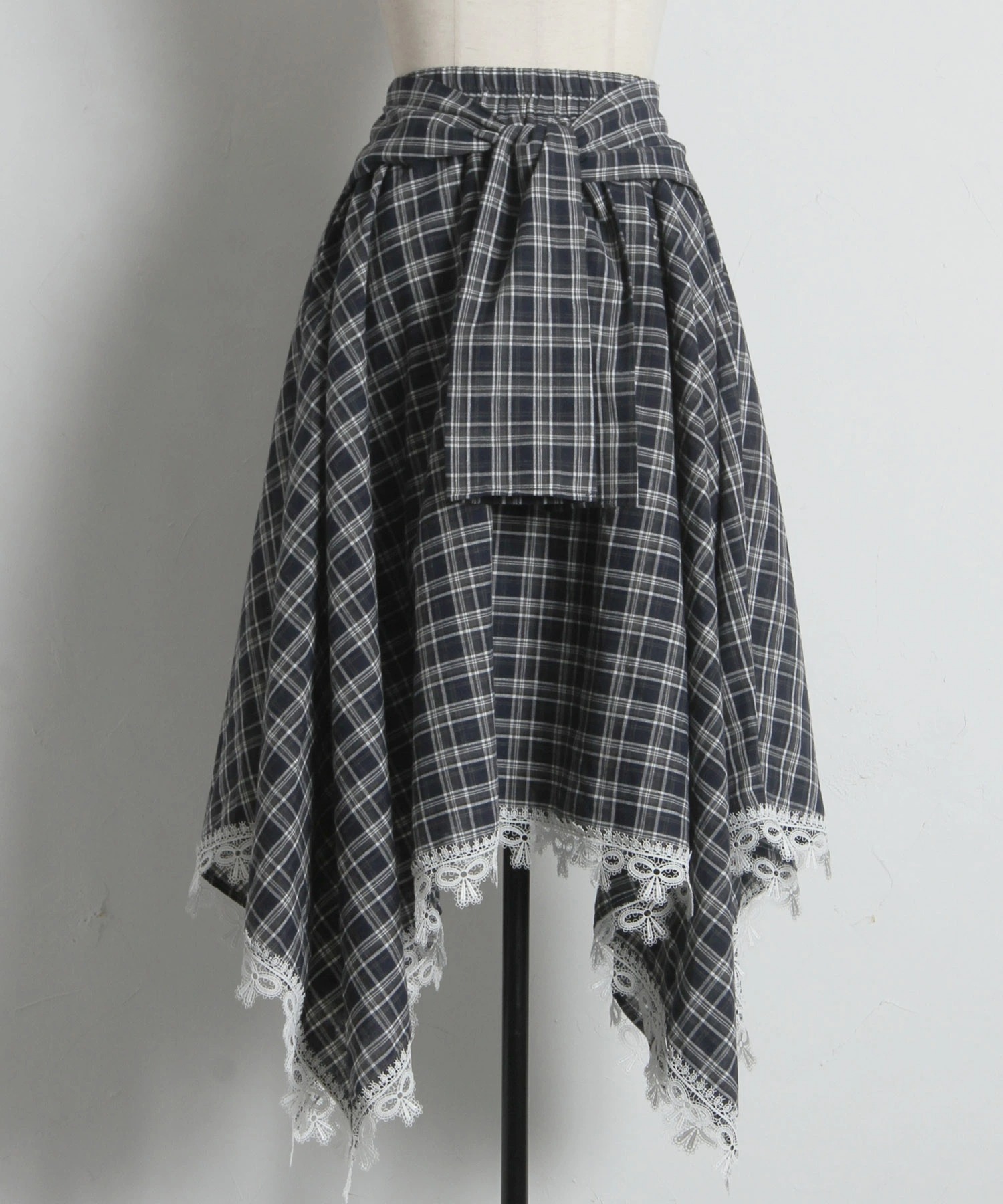 tocco トッコクローゼット　　
裾リボンレース装飾チェックイレヘムスカート